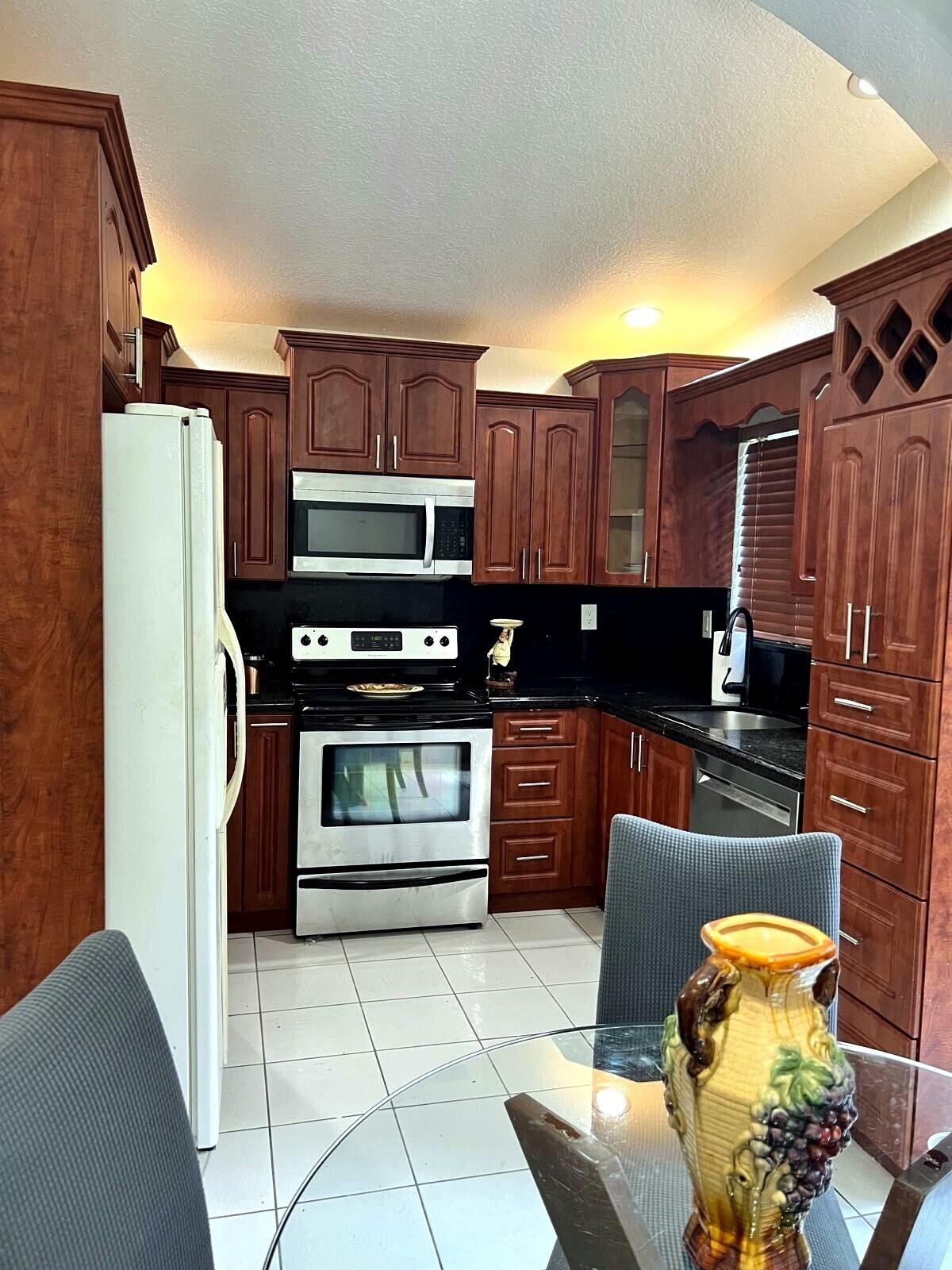 View details of listing 6251 NW 199TH Street, Hialeah, FL 33015 Hialeah with MLS# 
