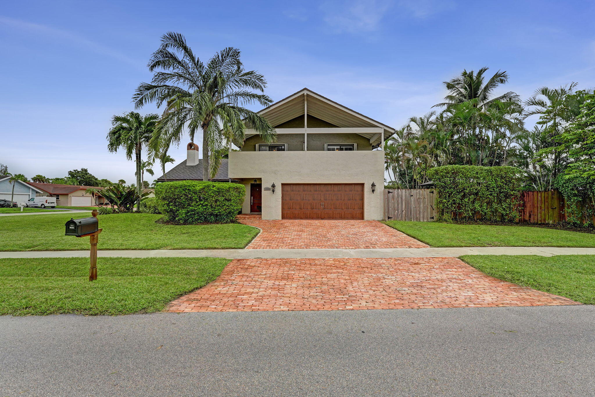 View details of listing 1330 NW 78TH Avenue, Plantation, FL 33322 Plantation with MLS# 