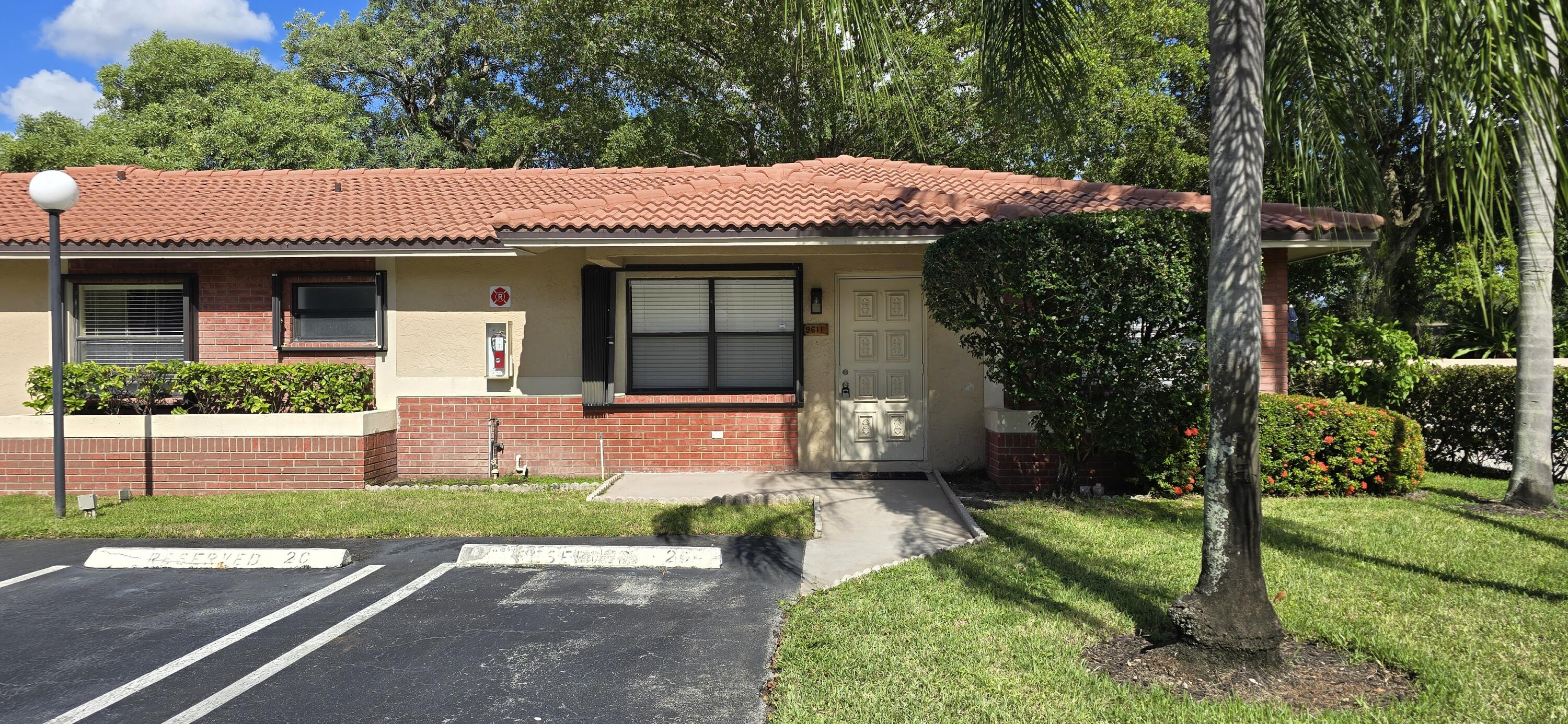 View details of listing 9611 NW 4th Street 2C, Coral Springs, FL 33071 Coral Springs with MLS# 