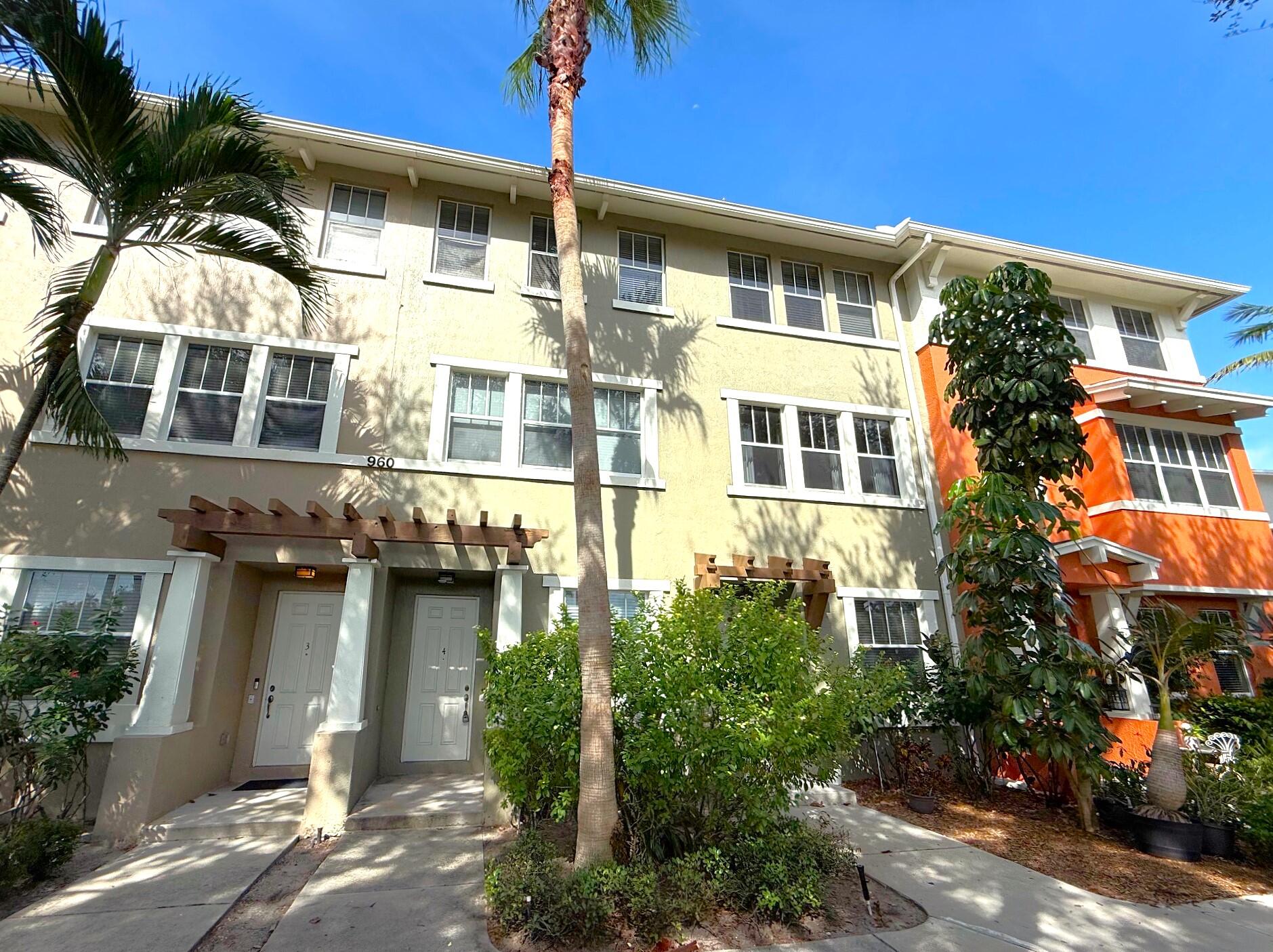 Listing  960 Millbrae Court 4, West Palm Beach, FL 33401, West Palm Beach, FL 33401