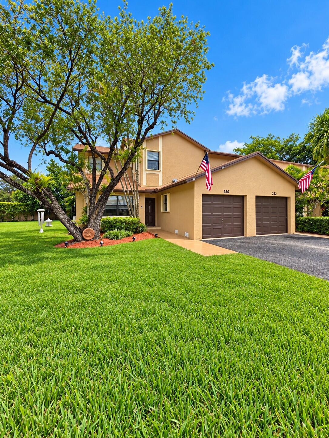 View details of listing 250 LAKESIDE Circle, Sunrise, FL 33326 Sunrise with MLS#