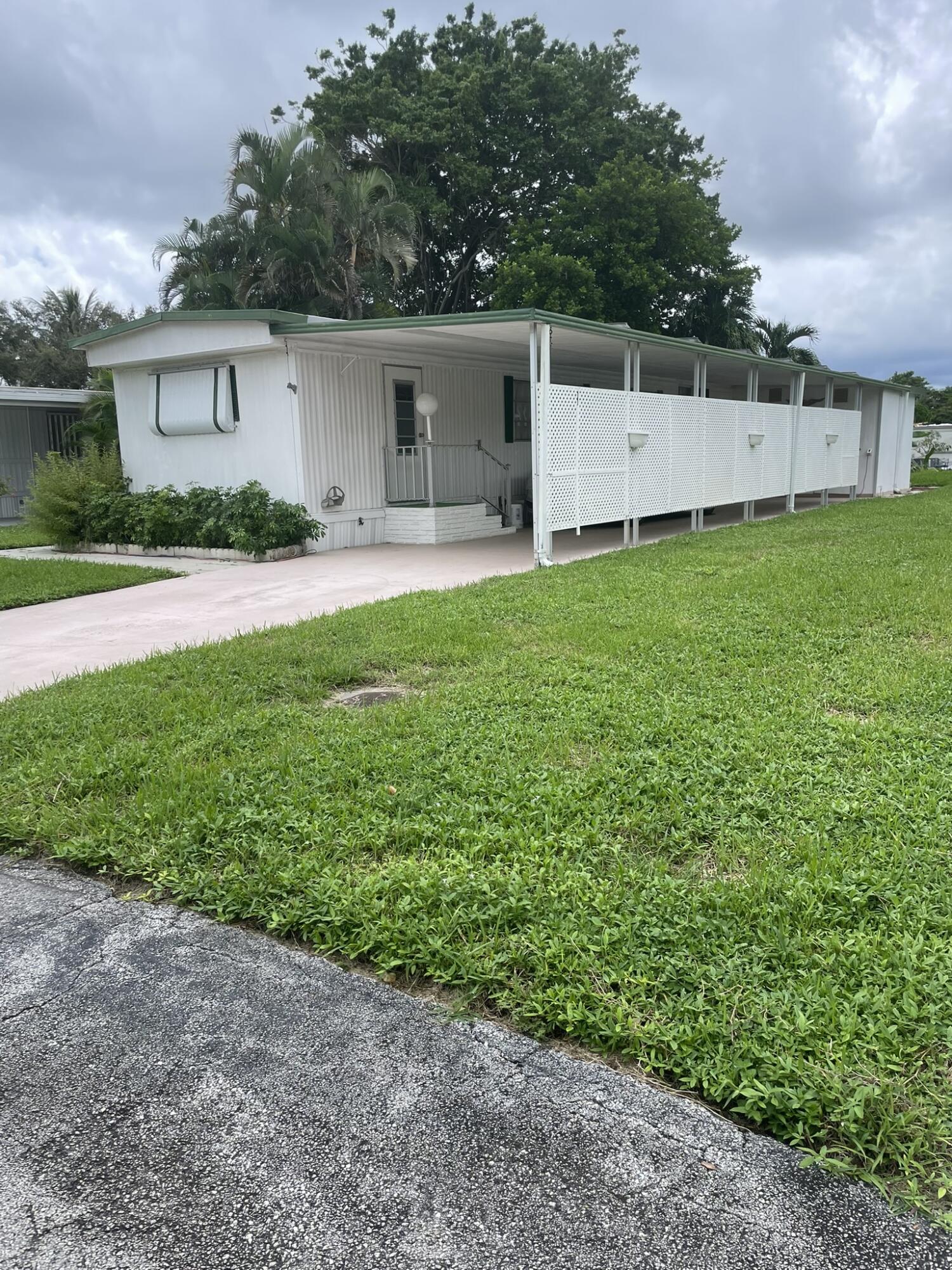 View details of listing 452 NW 51ST Street, Deerfield Beach, FL 33064 Deerfield Beach with MLS# 