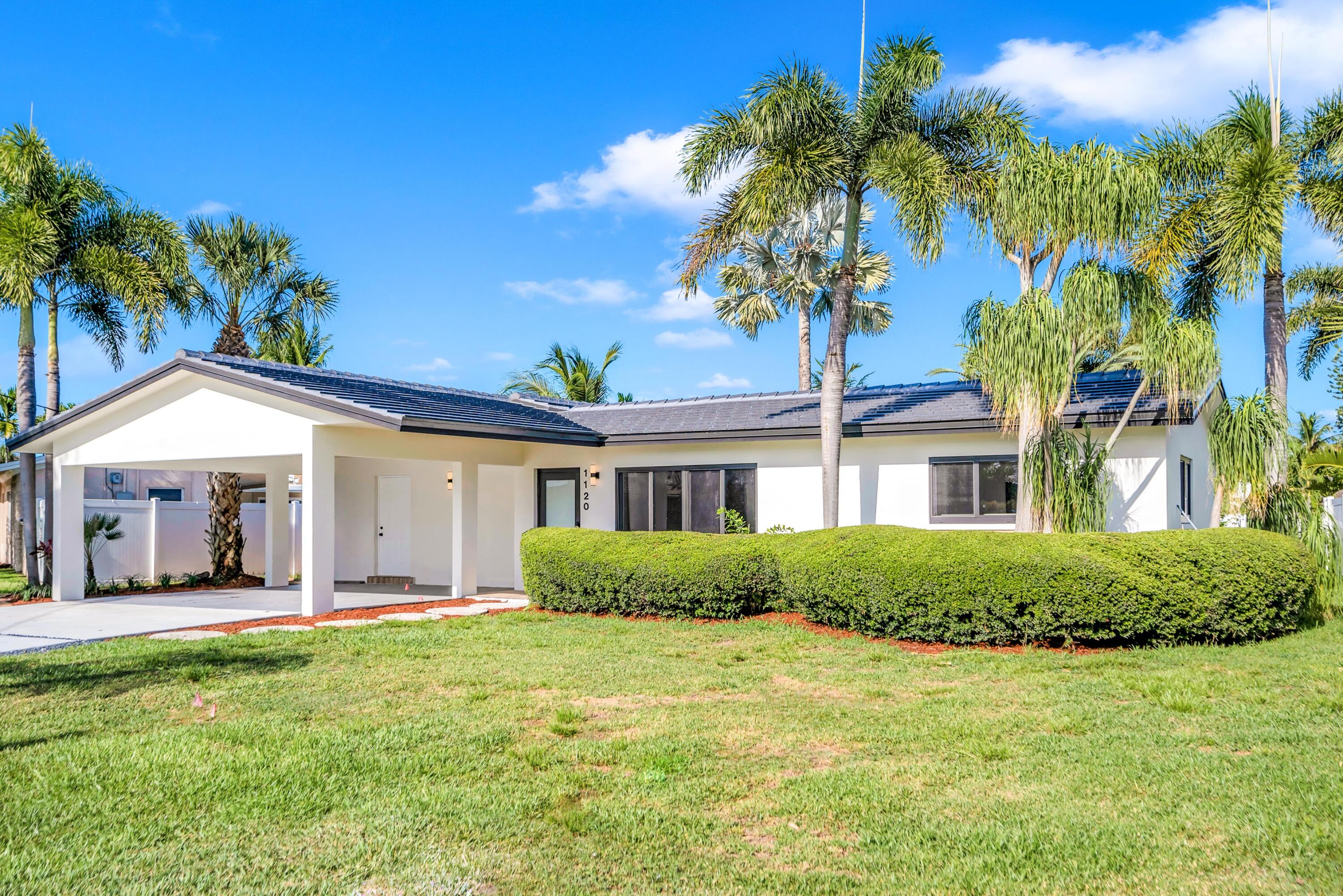 View details of listing 1120 SE 9TH Avenue, Pompano Beach, FL 33060 Pompano Beach with MLS# 
