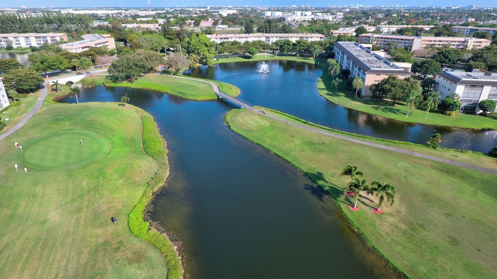 View details of listing 2901 Victoria Circle D4, Coconut Creek, FL 33066 Coconut Creek with MLS#