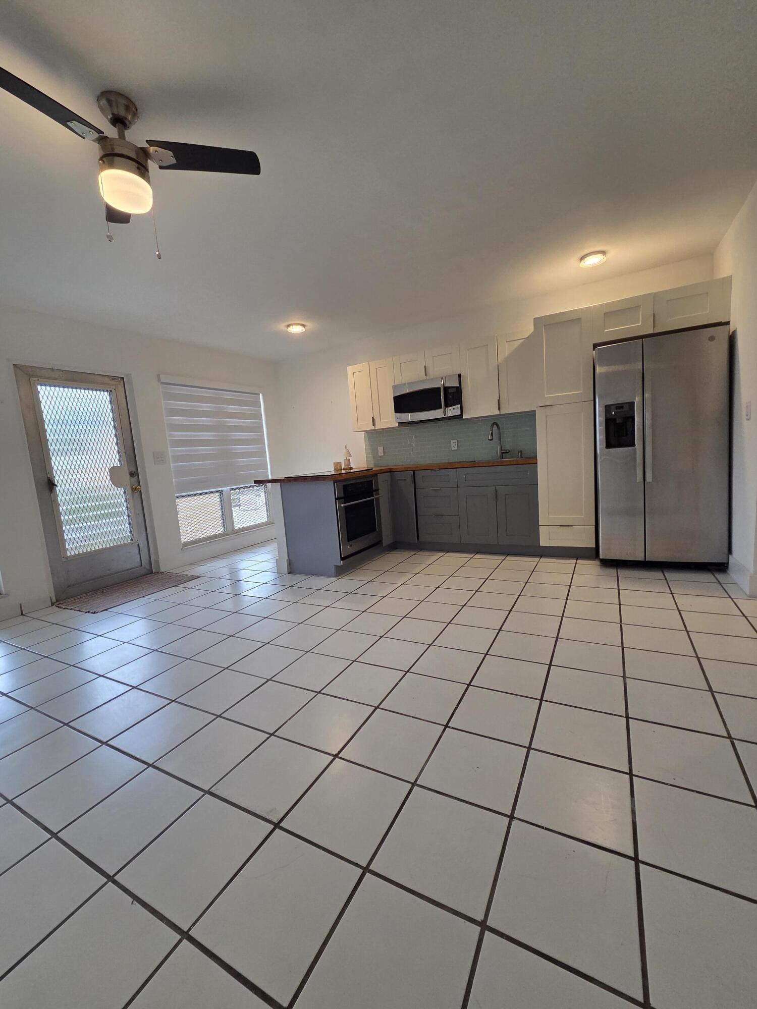 View details of listing 2716 NE 30TH Place 105C, Fort Lauderdale, FL 33306 Fort Lauderdale with MLS# 