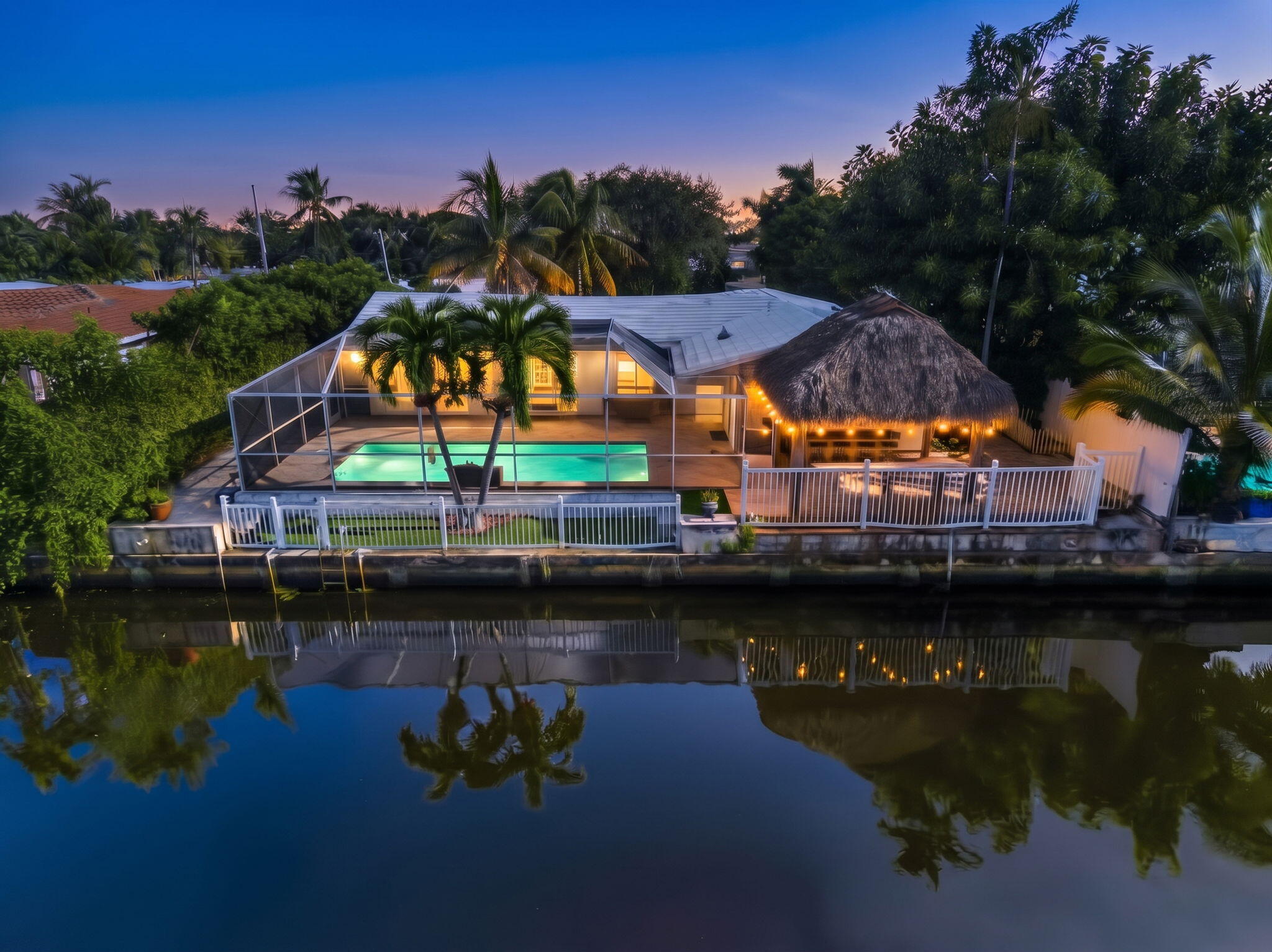 View details of listing 421 SW 18TH Street, Pompano Beach, FL 33060 Pompano Beach with MLS# 