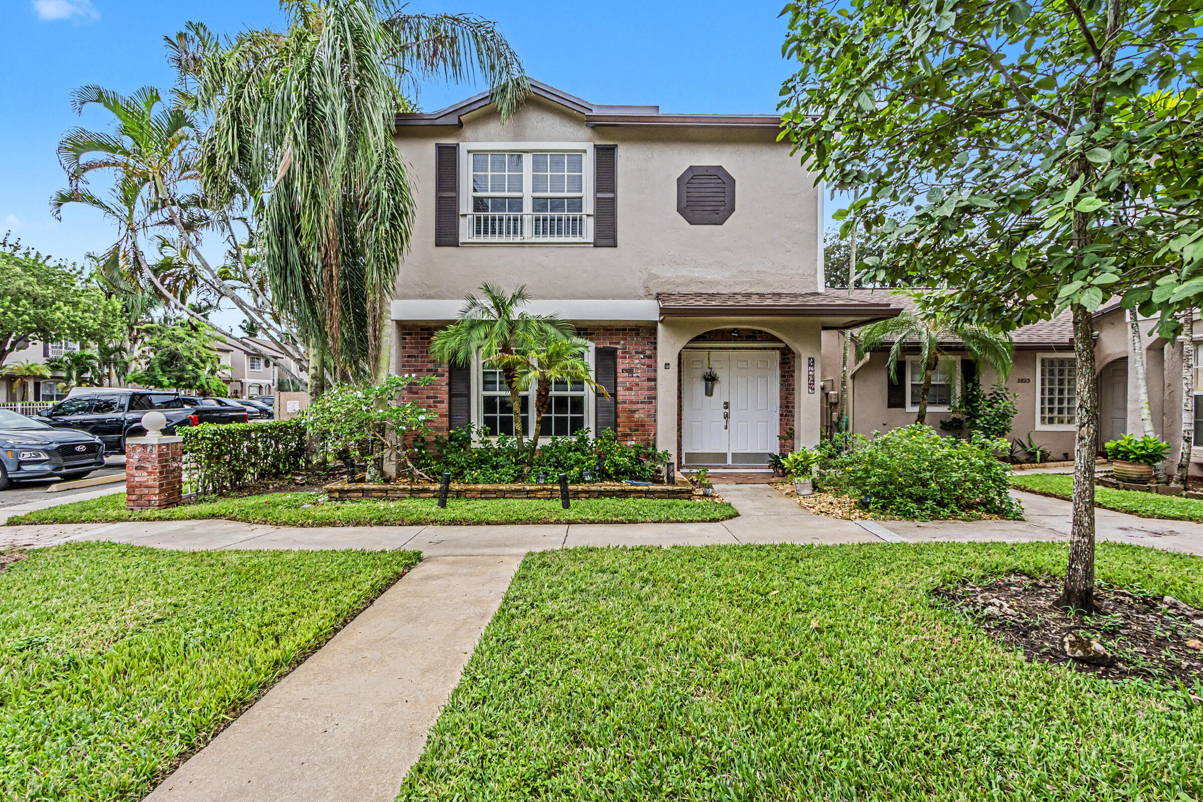 View details of listing 3821 NW 121ST Avenue, Sunrise, FL 33323 Sunrise with MLS#
