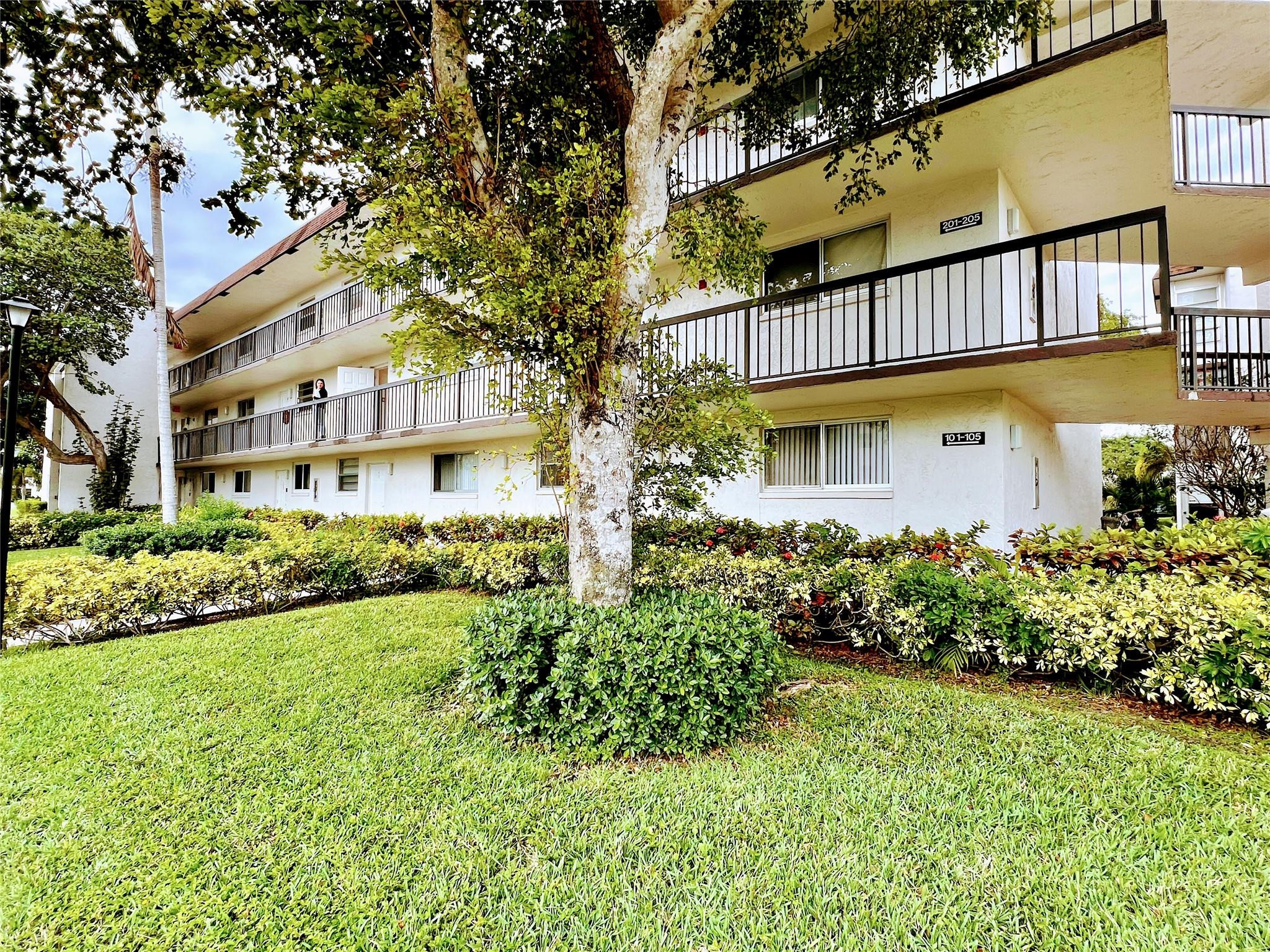 View details of listing 7400 NW 17TH Street 308, Plantation, FL 33313 Plantation with MLS# 