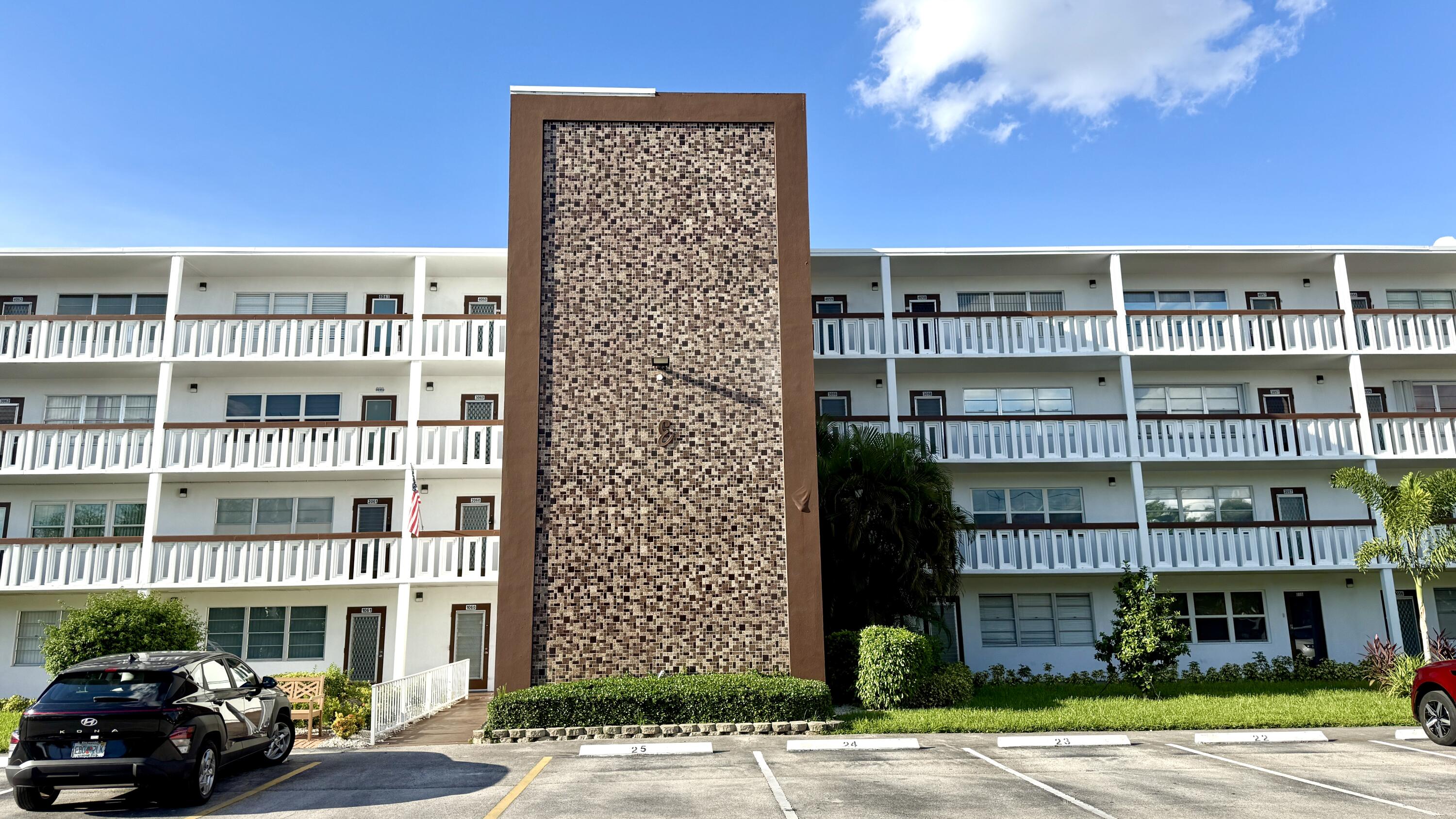 View details of listing 4058 HARWOOD E, Deerfield Beach, FL 33442 Deerfield Beach with MLS# 