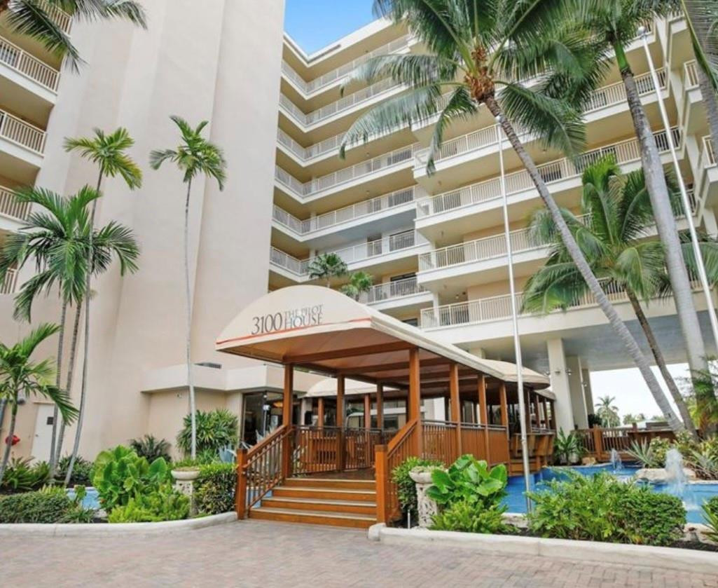 View details of listing 3100 NE 48th Street 805, Fort Lauderdale, FL 33308 Fort Lauderdale with MLS# 