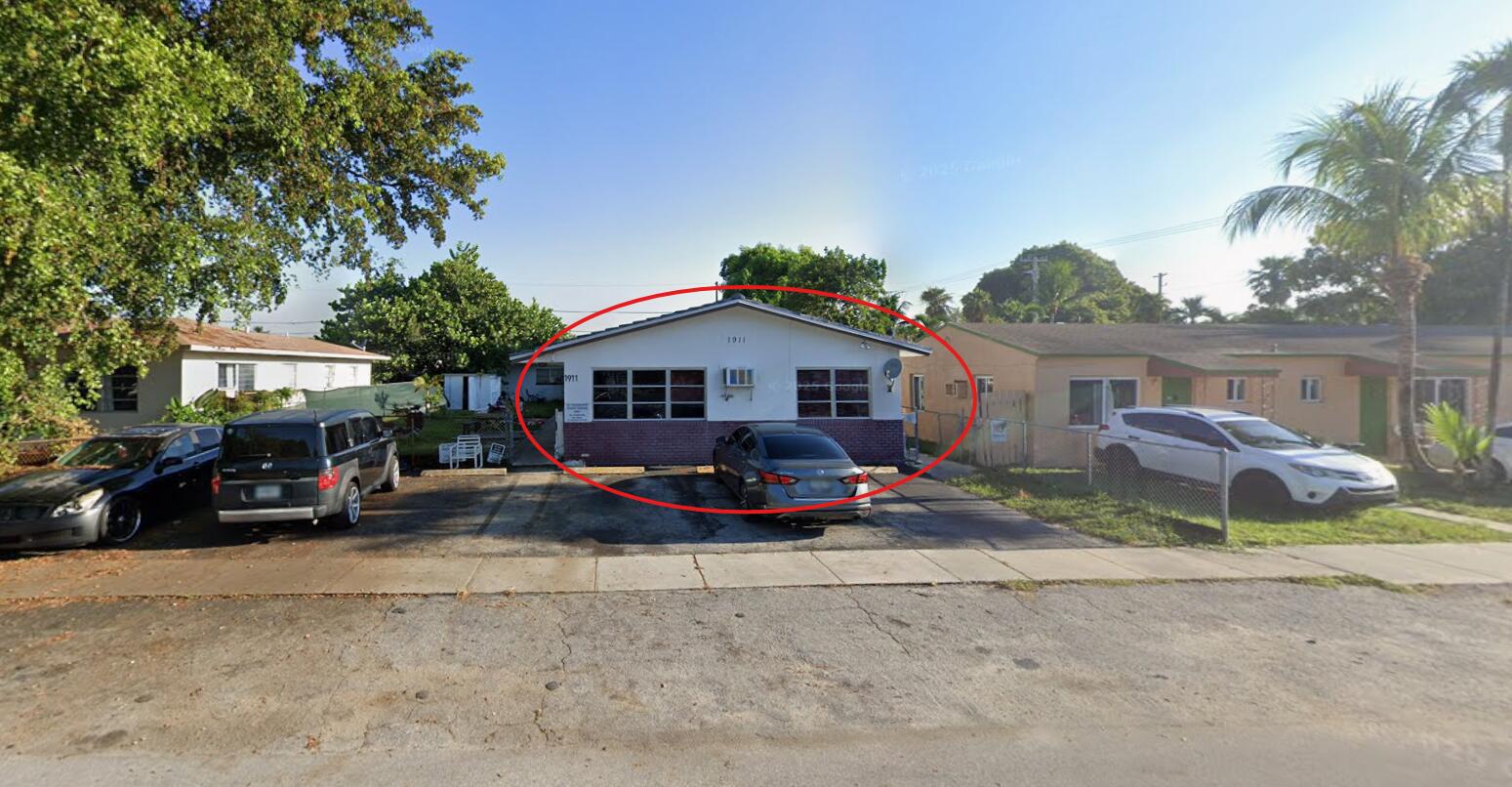 View details of listing 1911 ROOSEVELT 1, Hollywood, FL 33020 Hollywood with MLS# 