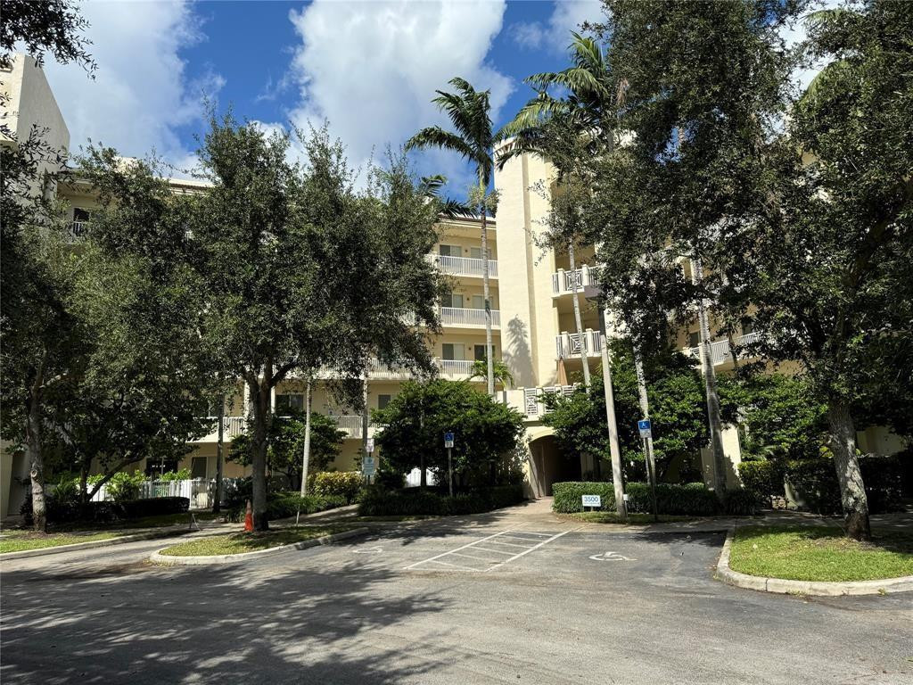 View details of listing 3500 OAKS CLUBHOUSE Drive 204, Pompano Beach, FL 33069 Pompano Beach with MLS# 