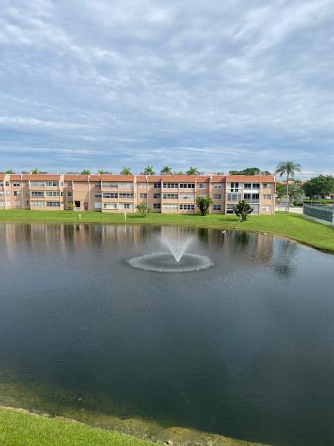 View details of listing 9620 SUNRISE LAKES Boulevard 304, Sunrise, FL 33322 Sunrise with MLS#