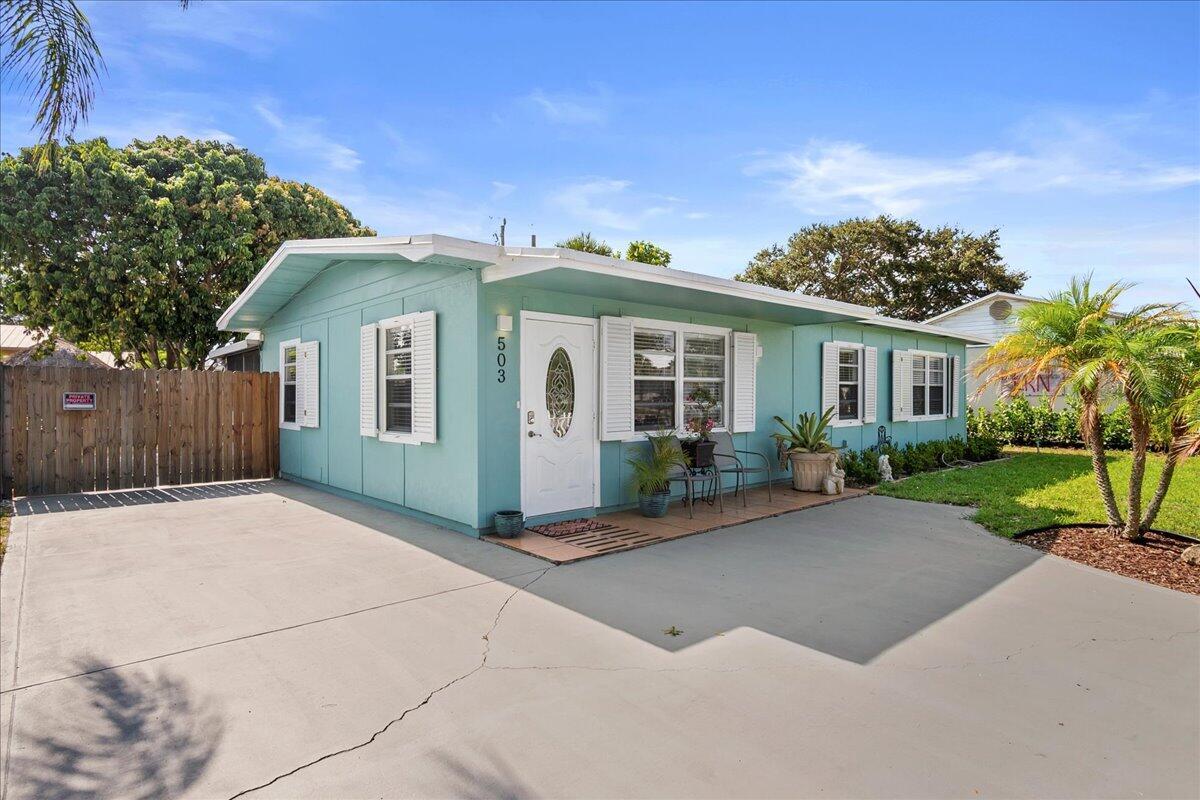 Listing  503 N PENNOCK Lane, Jupiter, FL 33458, Jupiter, FL 33458