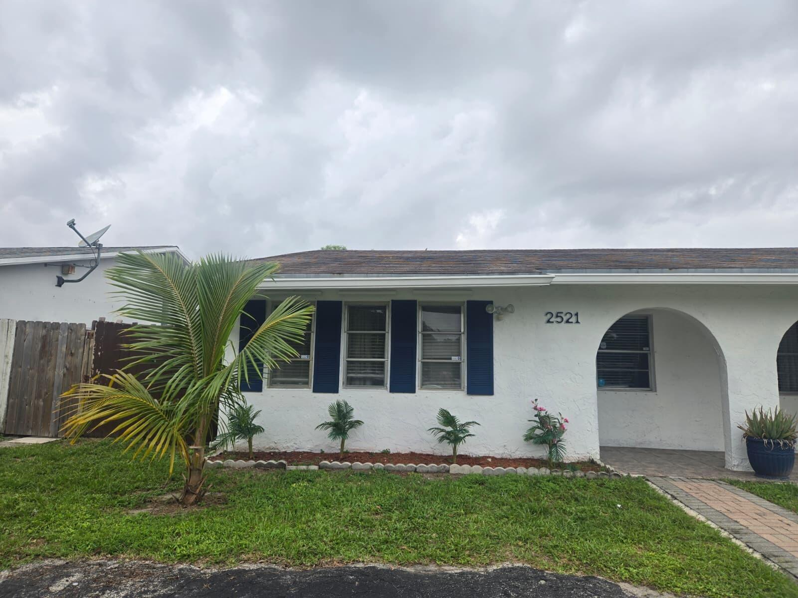 View details of listing 2521 SW 58th Manor B, Fort Lauderdale, FL 33312 Fort Lauderdale with MLS# 