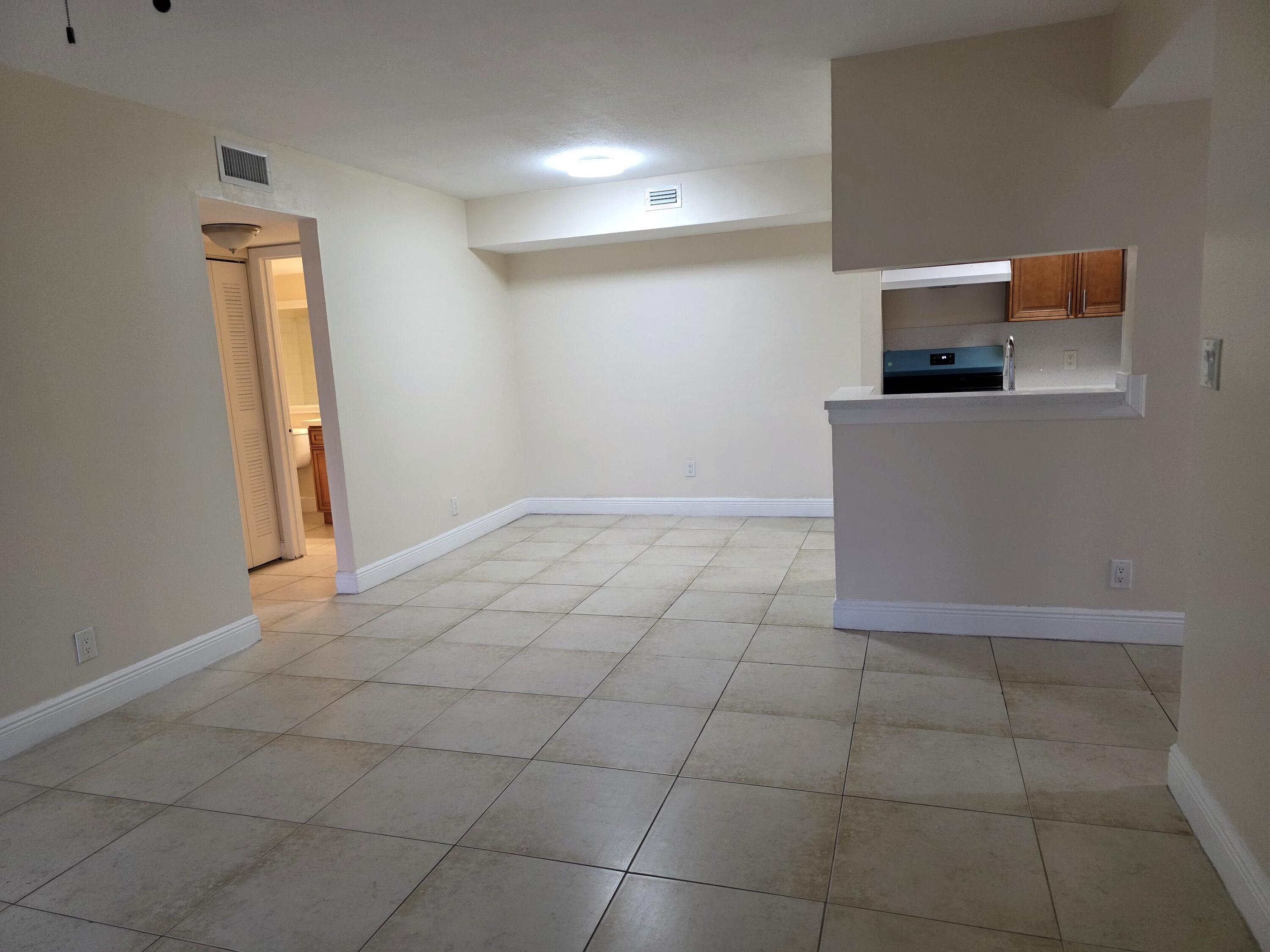 View details of listing 5780 ROCK ISLAND Road 349, Tamarac, FL 33319 Tamarac with MLS#