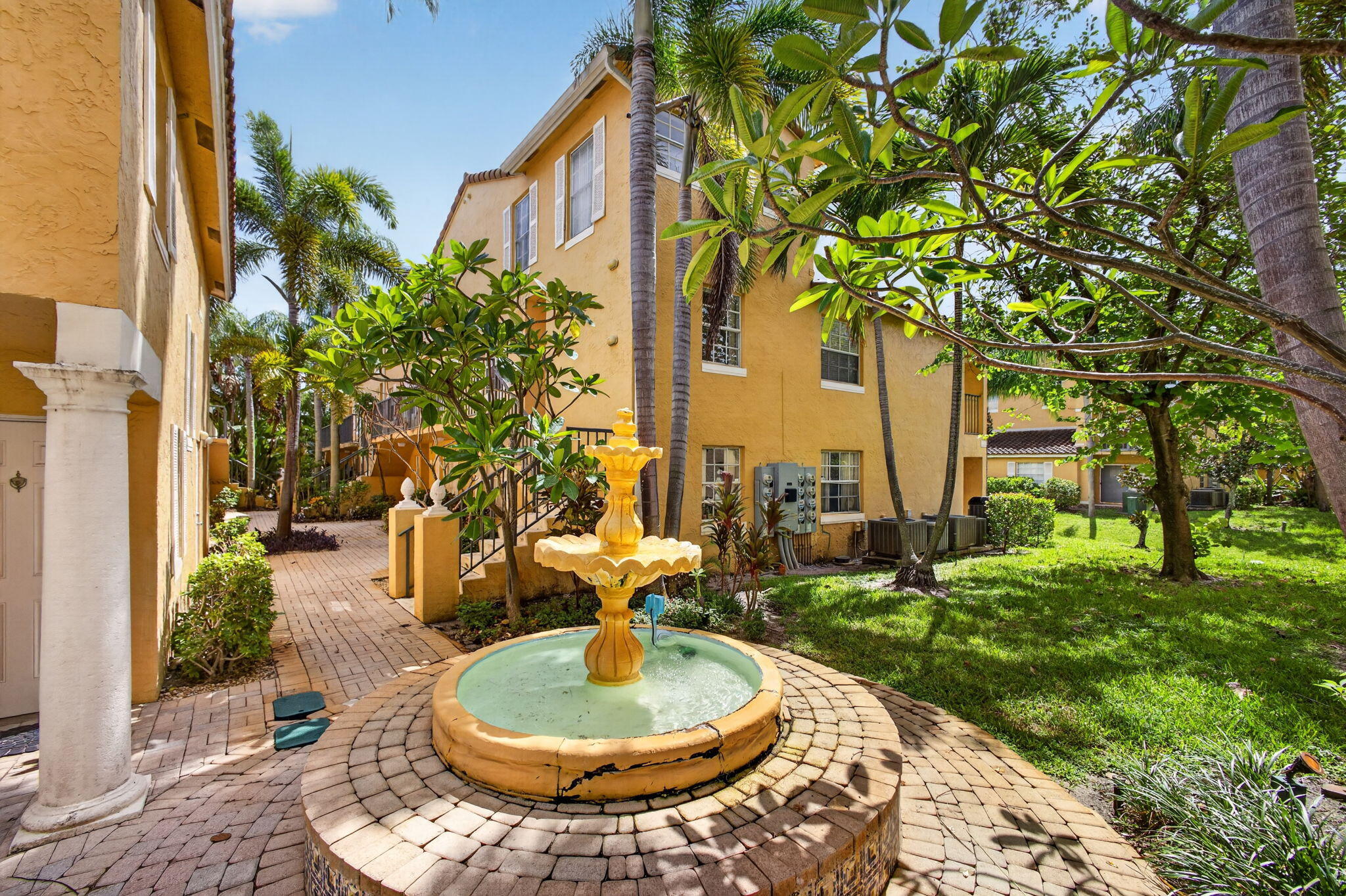Listing  1120 Lake Shore Drive Unit 204, Lake Park, FL 33403, Lake Park, FL 33403