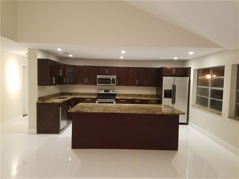 View details of listing 8761 Holly Court 201, Tamarac, FL 33321 Tamarac with MLS#