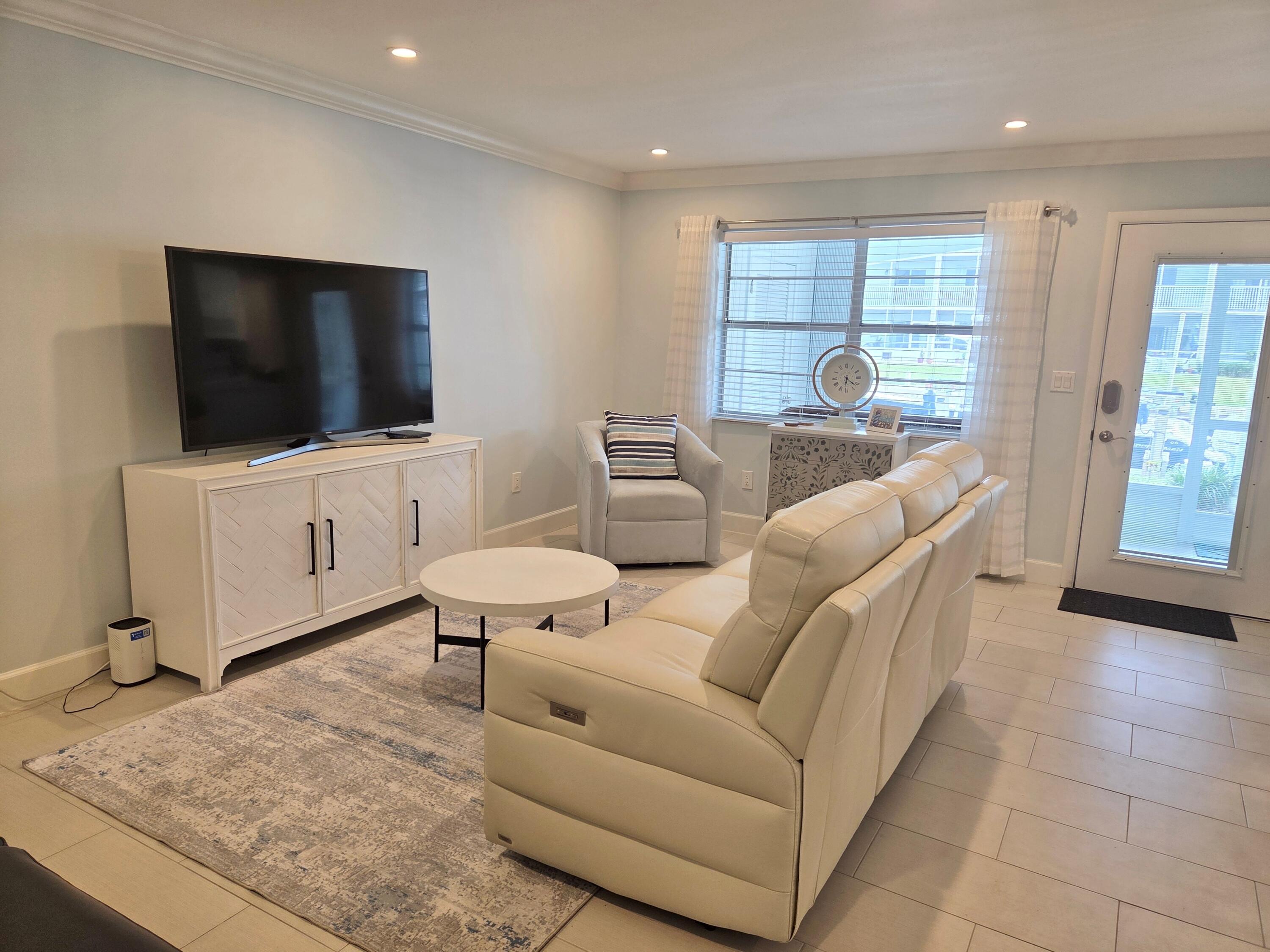 Listing  110 Shore Court 112-B, North Palm Beach, FL 33408, North Palm Beach, FL 33408