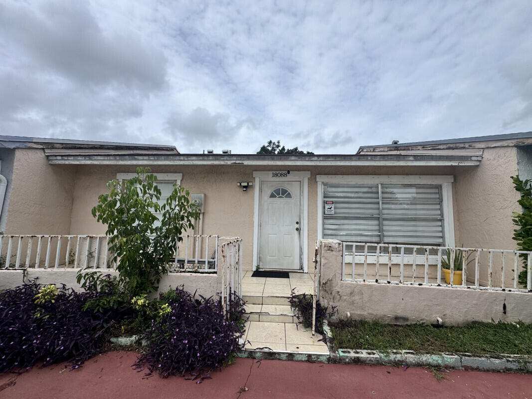 Listing  18088 NW 40th Place, Miami Gardens, FL 33055, Miami Gardens, FL 33055