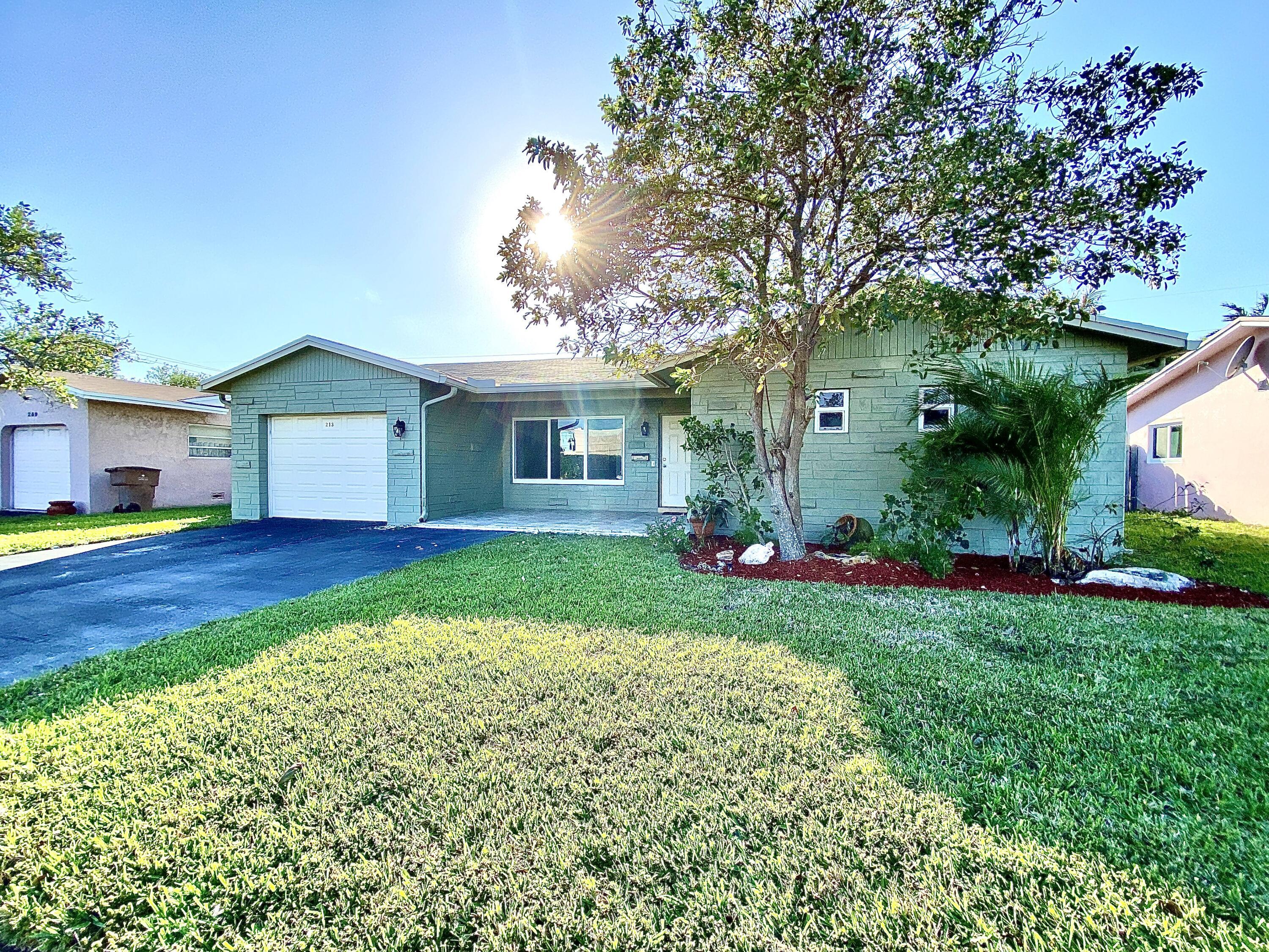 View details of listing 213 NE 9th Avenue, Deerfield Beach, FL 33441 Deerfield Beach with MLS# 