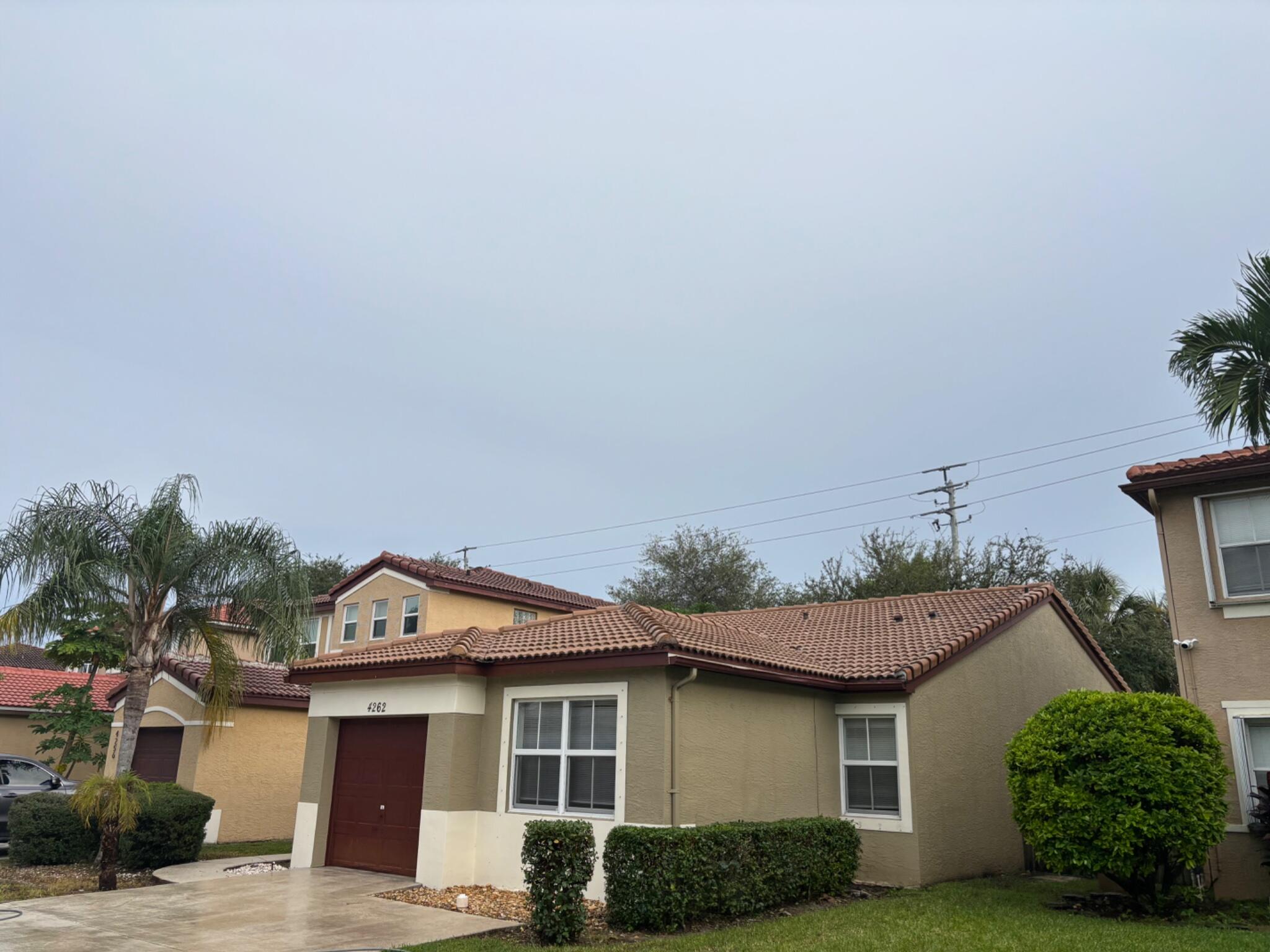 View details of listing 4262 NW 1ST Place, Deerfield Beach, FL 33442 Deerfield Beach with MLS# 
