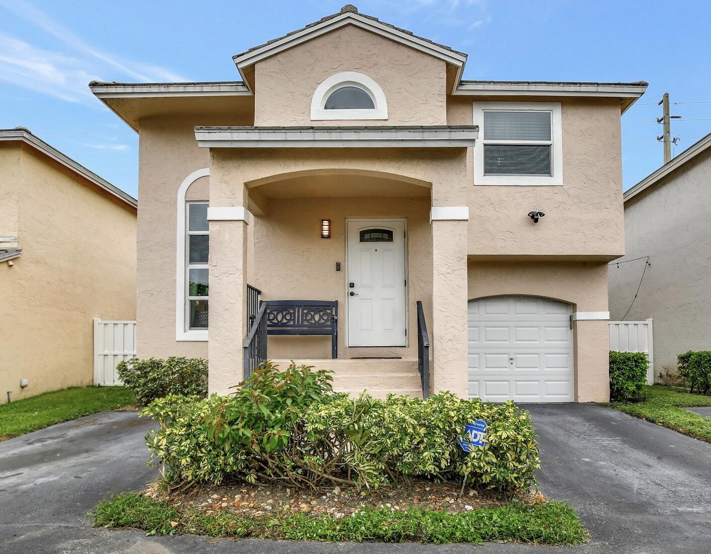 View details of listing 9919 NW 2nd Street, Plantation, FL 33324 Plantation with MLS# 