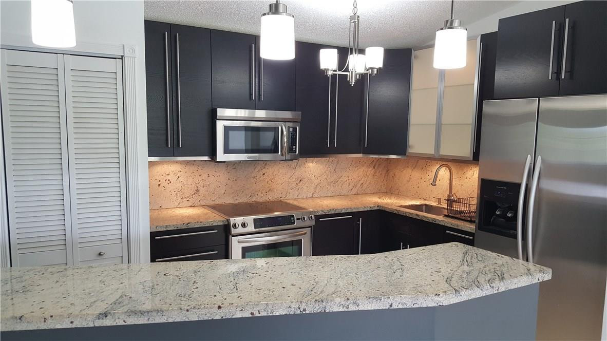 View details of listing 3640 N 56TH Avenue 418, Hollywood, FL 33021 Hollywood with MLS# 