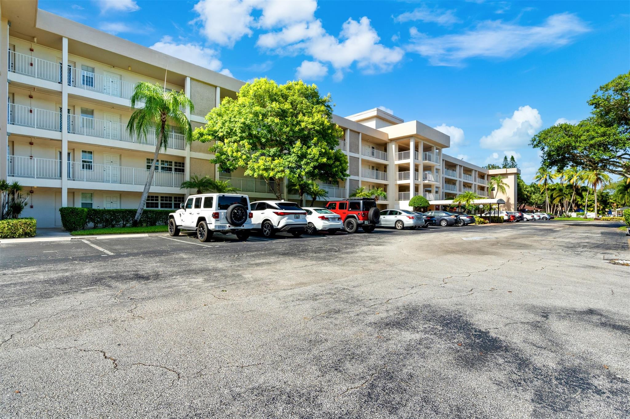 View details of listing 3151 S PALM AIRE Drive 108, Pompano Beach, FL 33069 Pompano Beach with MLS# 