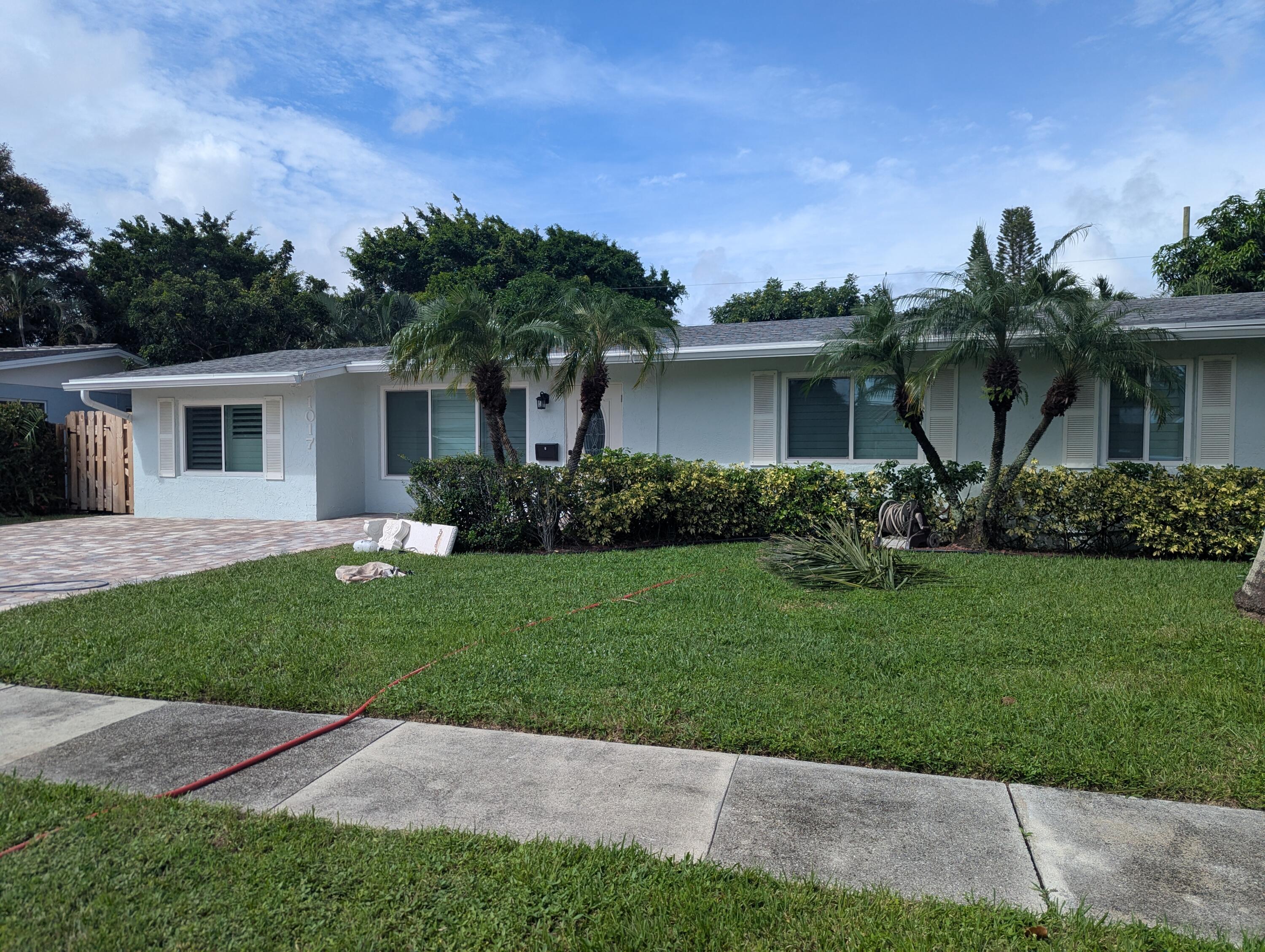 View details of listing 1017 SE 7TH Street, Deerfield Beach, FL 33441 Deerfield Beach with MLS# 