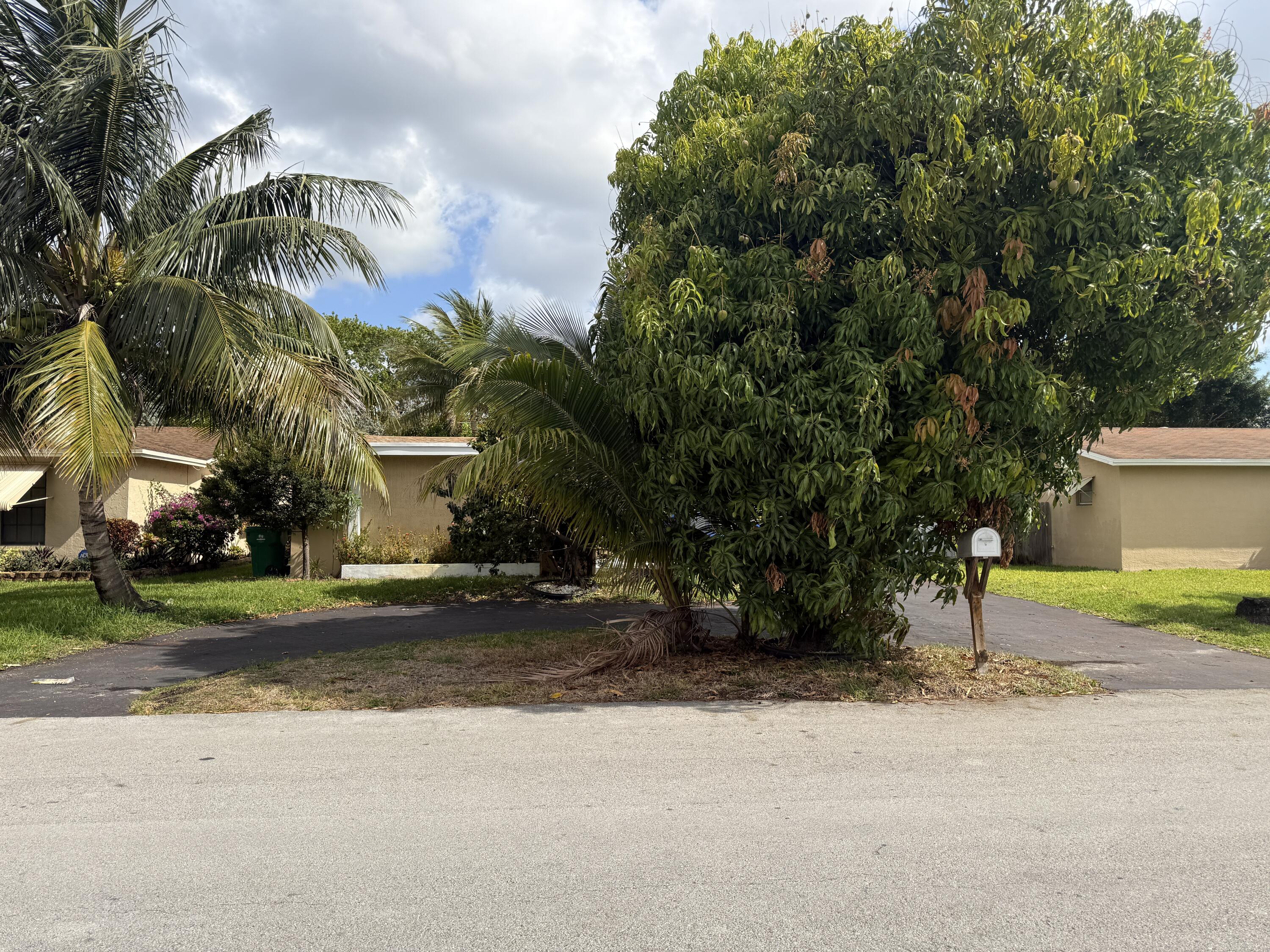 Listing  8849 W Long Acre Drive, Miramar, FL 33025, Miramar, FL 33025