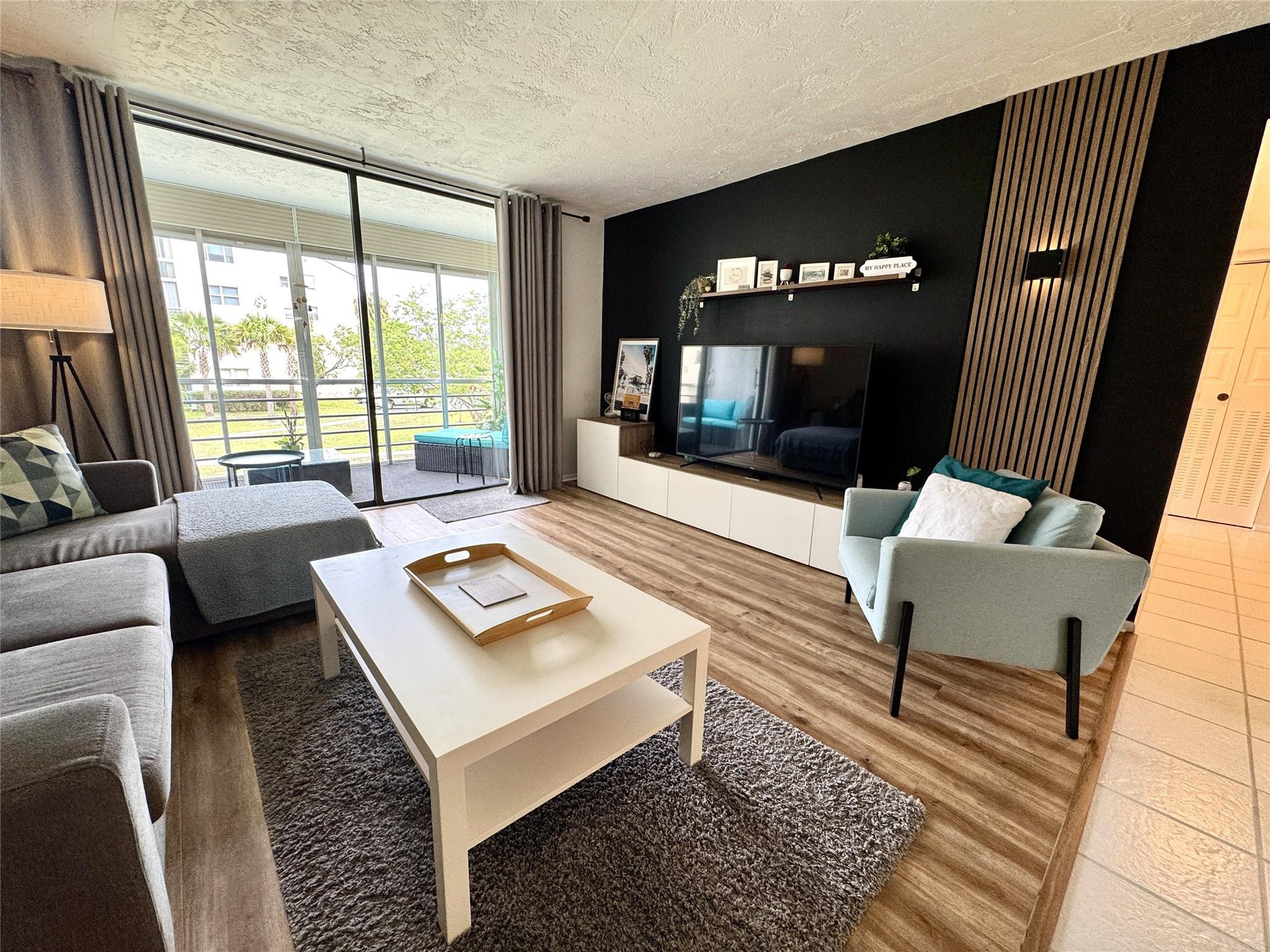 Listing  2811 SOMERSET Drive 206, Lauderdale Lakes, FL 33311, Lauderdale Lakes, FL 33311