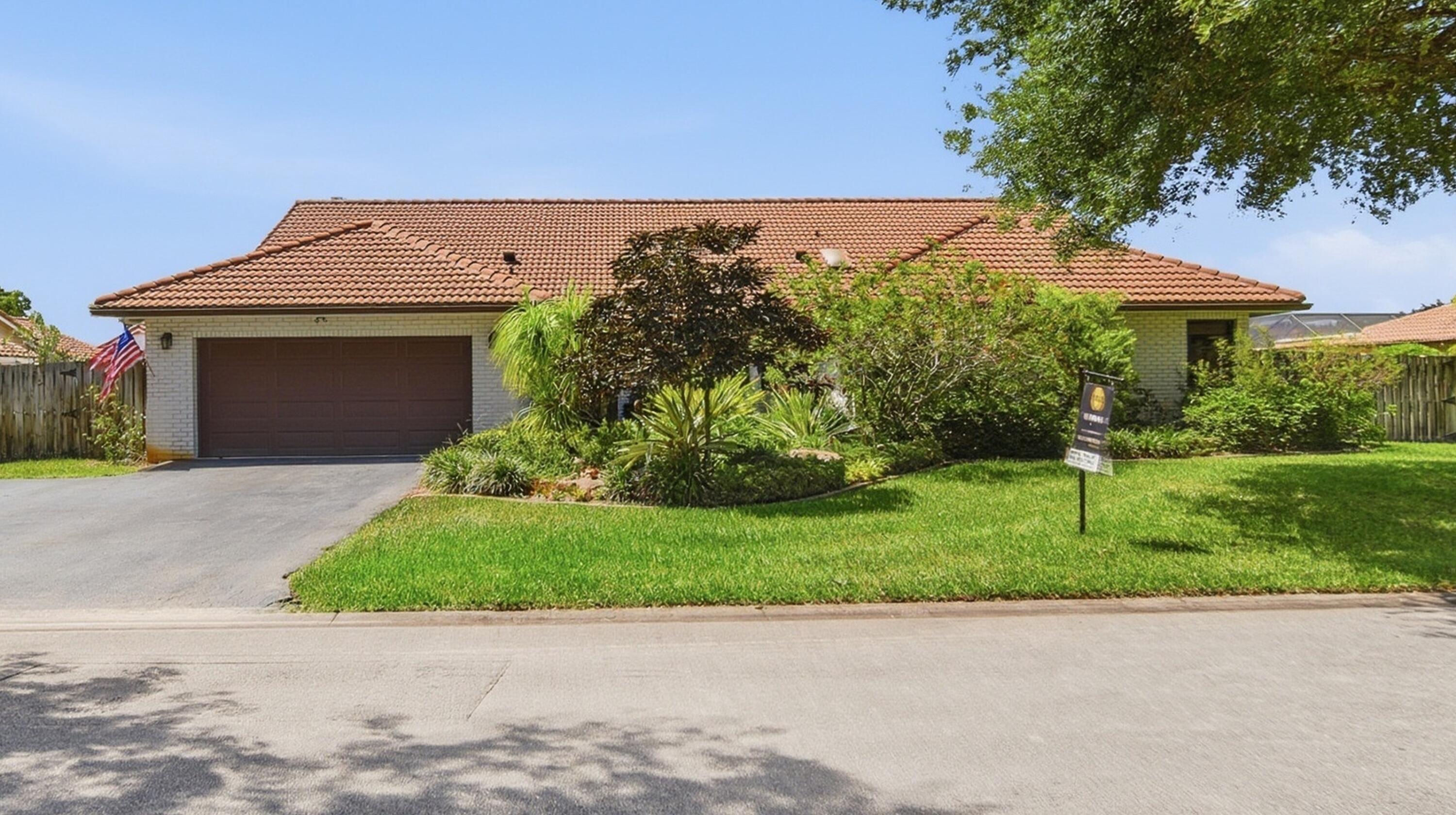 View details of listing 11299 NW 10th Manor, Coral Springs, FL 33071 Coral Springs with MLS# 