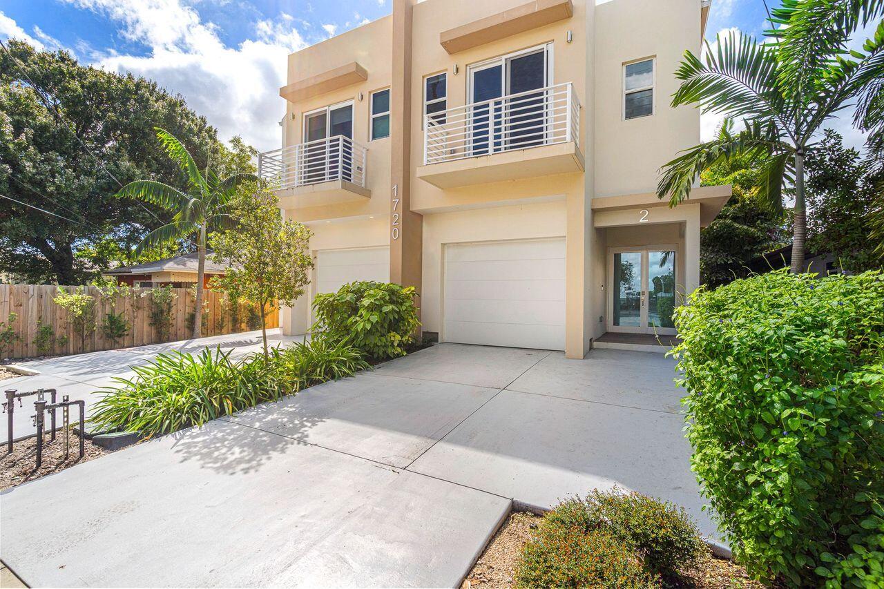View details of listing 1720 SW 20th Street, Fort Lauderdale, FL 33315 Fort Lauderdale with MLS# 