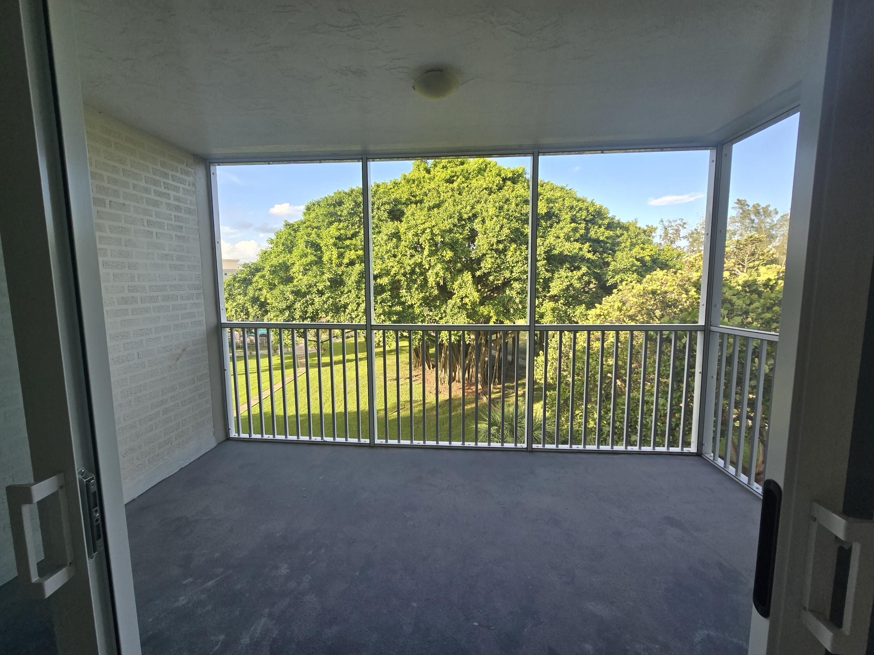 View details of listing 3000 S COURSE Drive 503, Pompano Beach, FL 33069 Pompano Beach with MLS# 