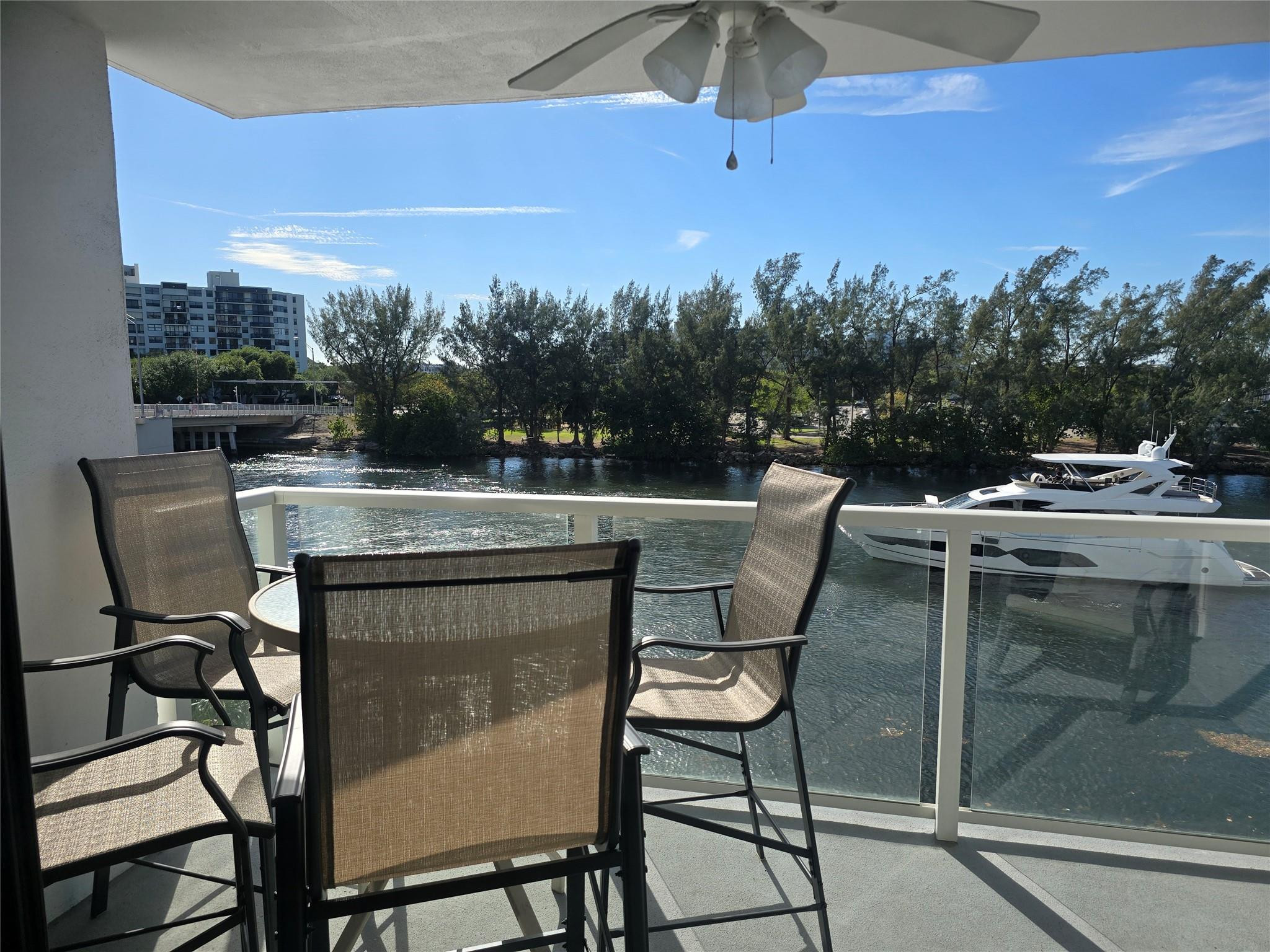 View details of listing 1401 N RIVERSIDE Drive 405, Pompano Beach, FL 33062 Pompano Beach with MLS# 
