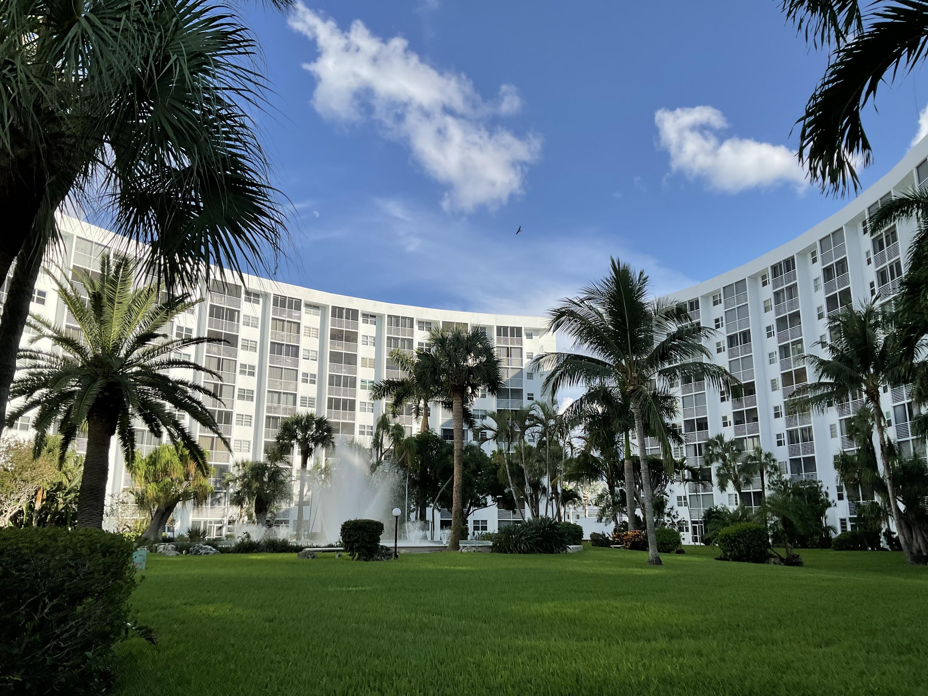 View details of listing 2731 NE 14th Street Causeway 307, Pompano Beach, FL 33062 Pompano Beach with MLS# 