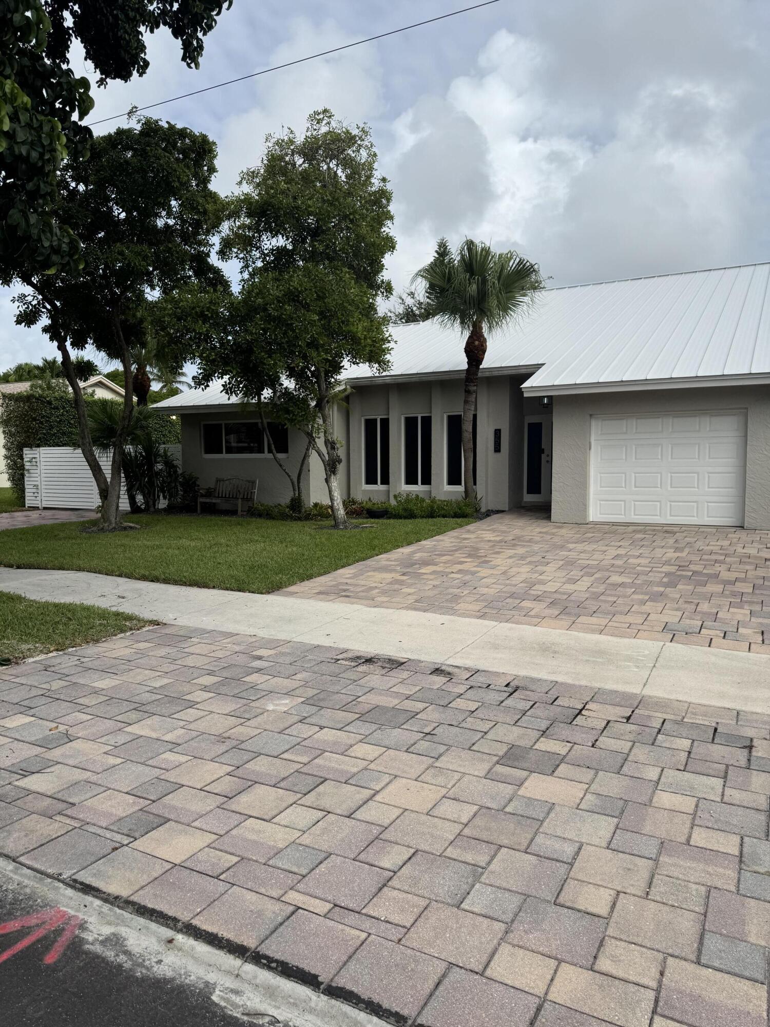 View details of listing 355 SE 7TH Street, Dania Beach, FL 33004 Dania Beach with MLS# 