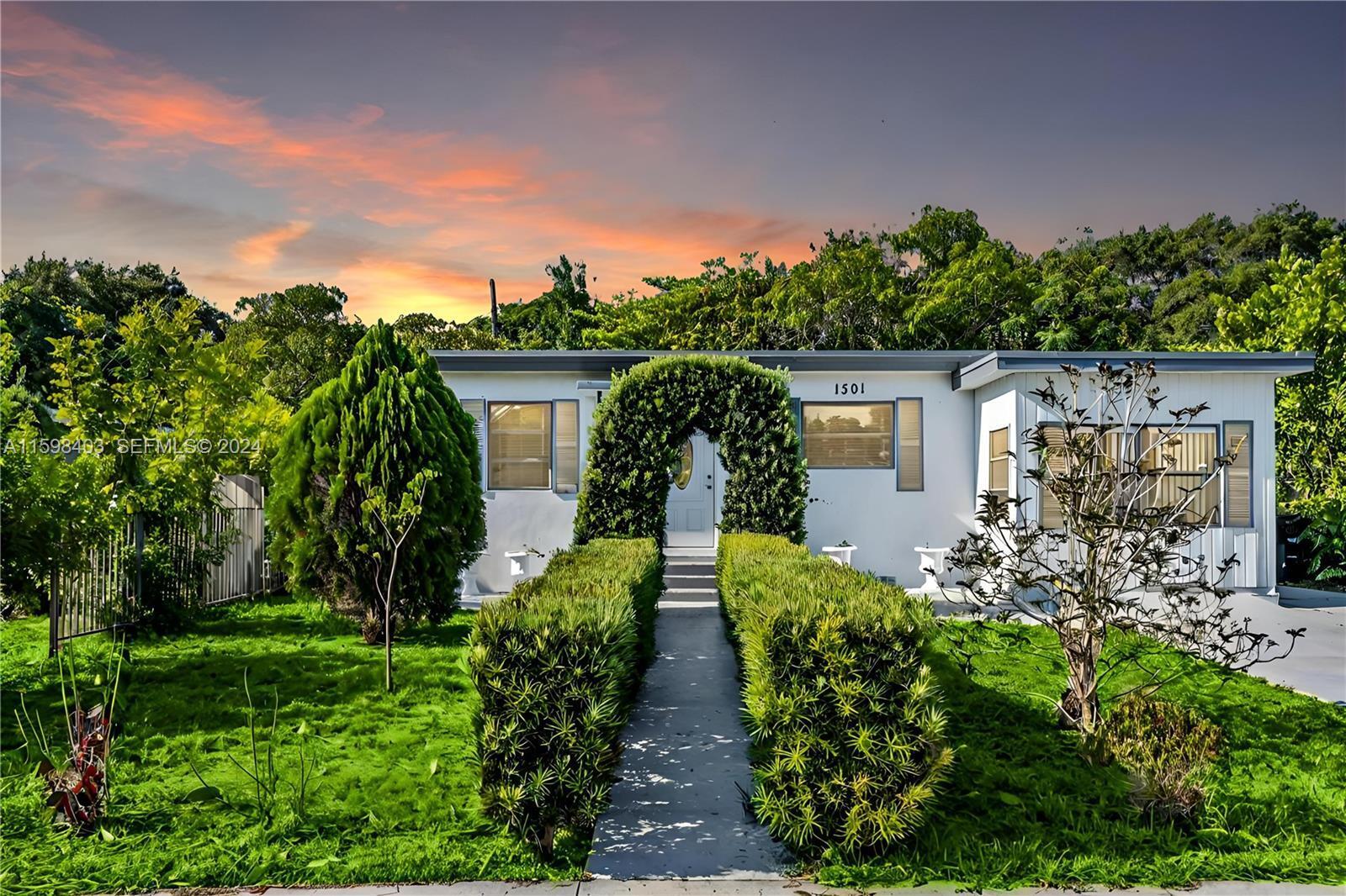 Listing  1501 N 18TH Avenue N, Lake Worth Beach, FL 33460, Lake Worth Beach, FL 33460