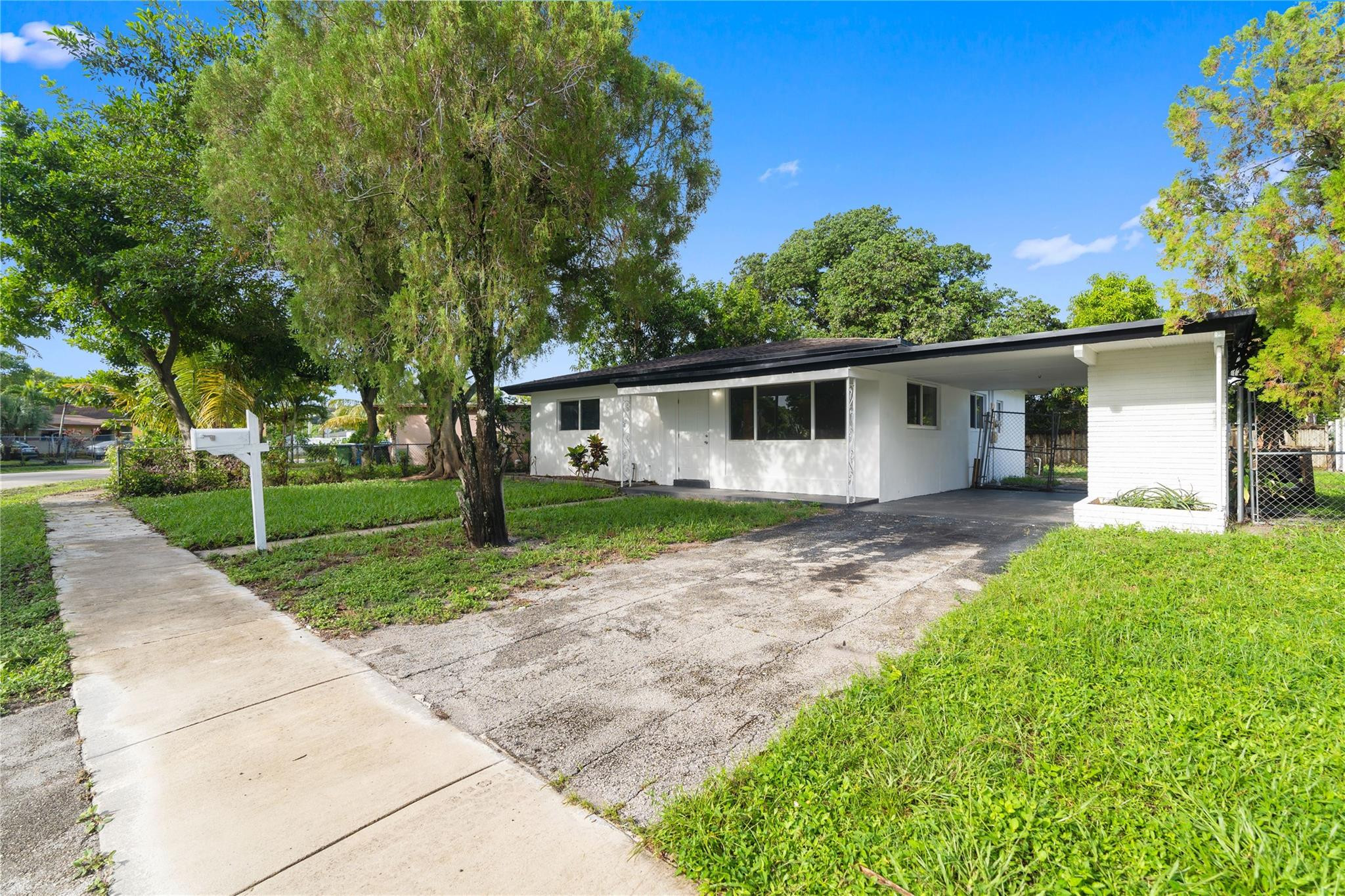 View details of listing 2001 NW 14TH Avenue, Fort Lauderdale, FL 33311 Fort Lauderdale with MLS# 