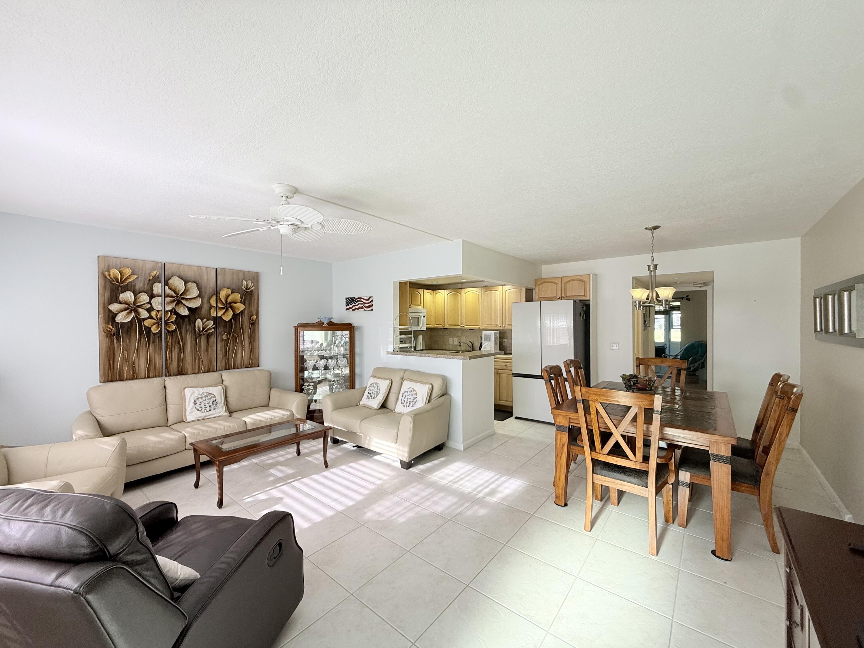 View details of listing 43 TILFORD C, Deerfield Beach, FL 33442 Deerfield Beach with MLS# 