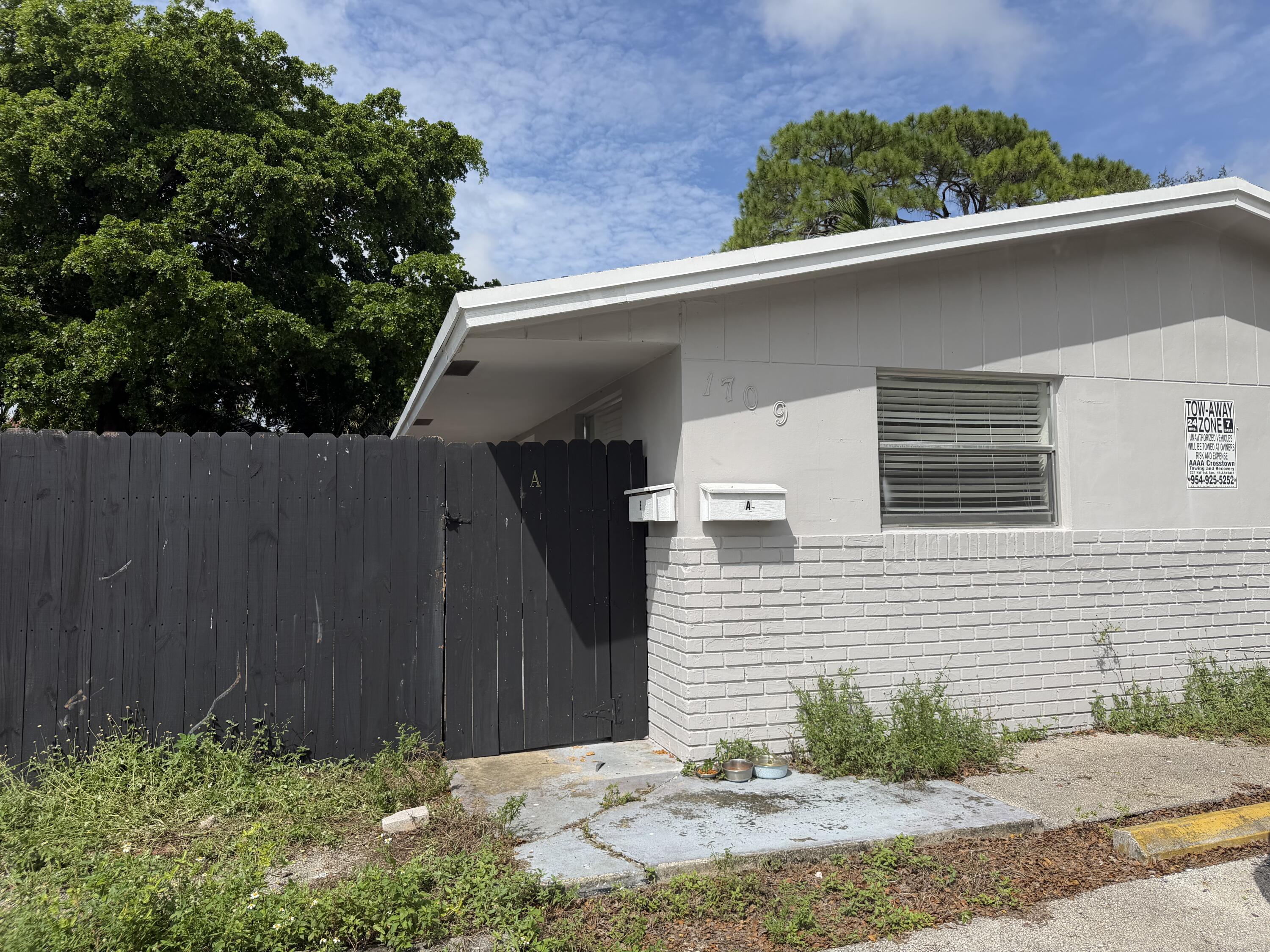 View details of listing 1709 SW 11th Street Unit a, Fort Lauderdale, FL 33312 Fort Lauderdale with MLS# 