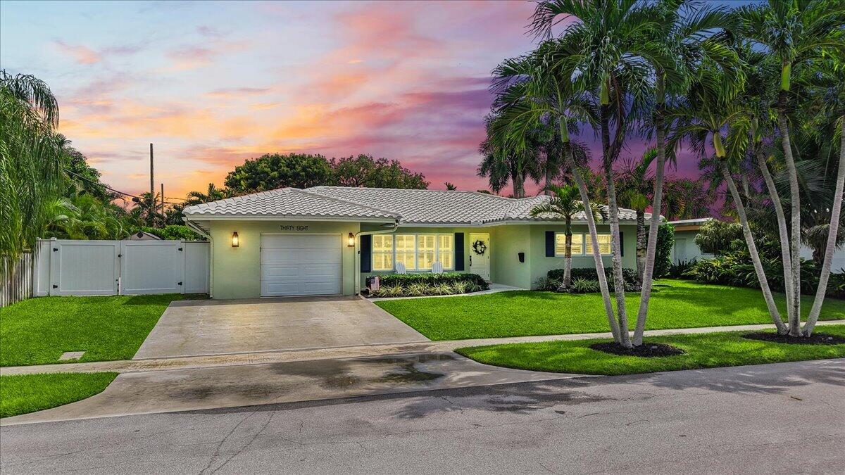 View details of listing 38 SW 10th Avenue, Boca Raton, FL 33486 Boca Raton with MLS# 
