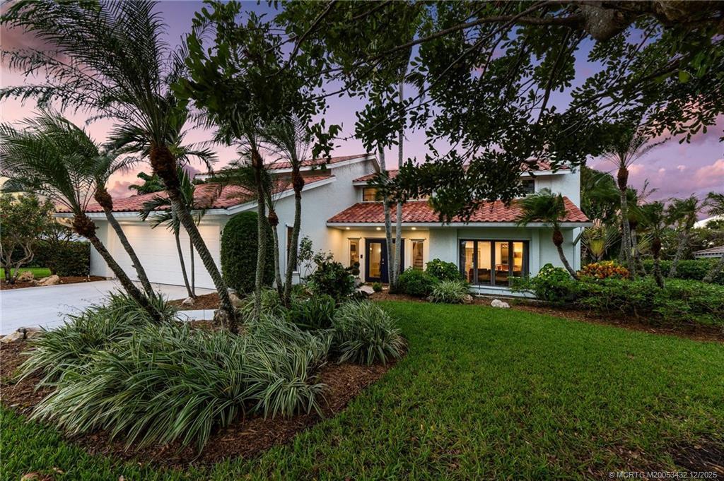 View details of listing 4304 SE FAIRWAY E, Stuart, FL 34997 Stuart with MLS# 