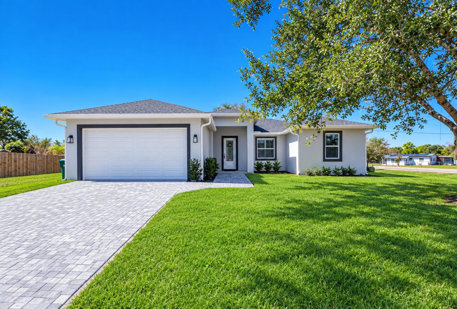View details of listing 3573 NW 18th Avenue, Okeechobee, FL 34972 Okeechobee with MLS# 