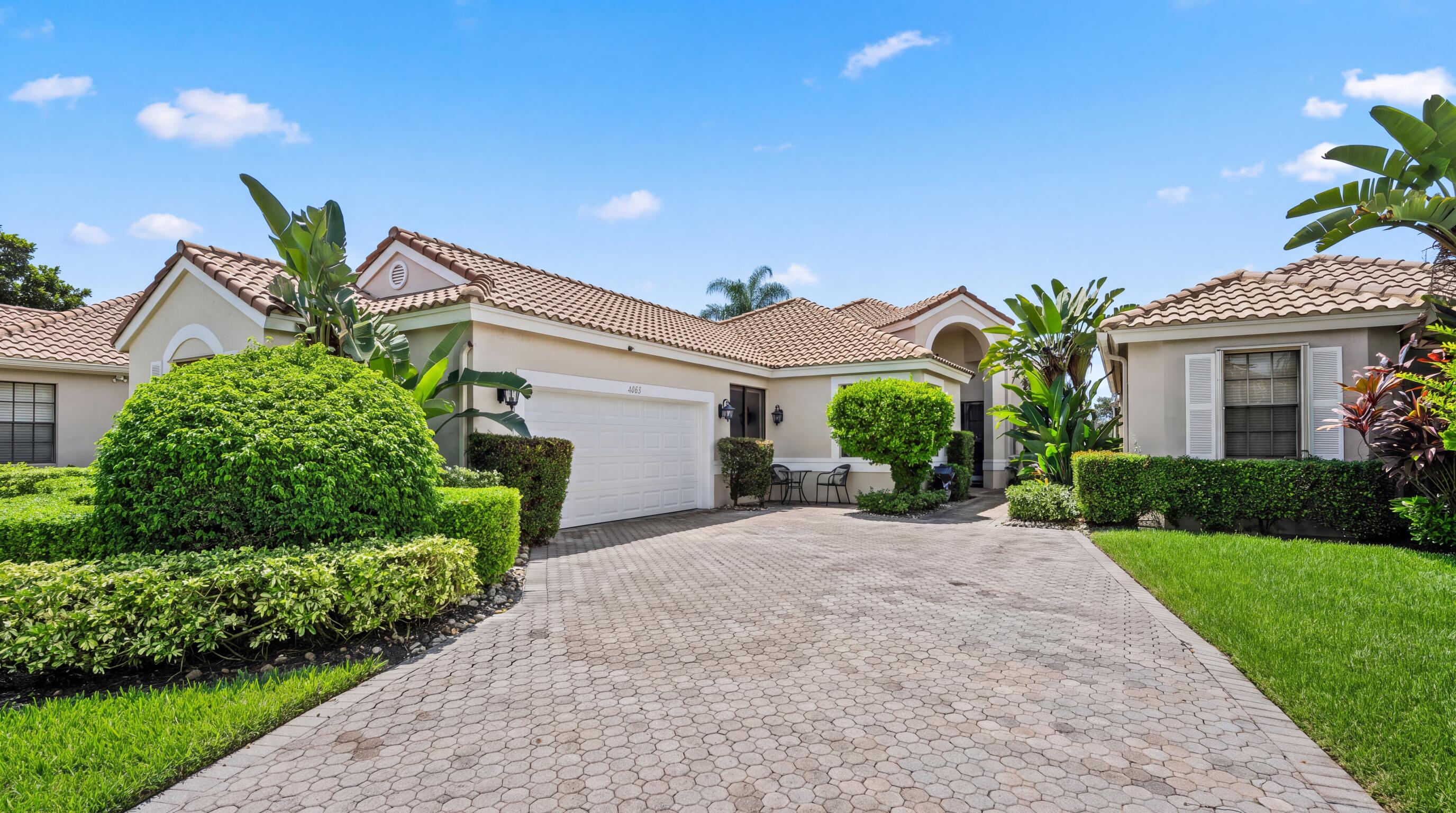 View details of listing 4465 BARCLAY FAIR Way, Lake Worth, FL 33449 Lake Worth with MLS# 