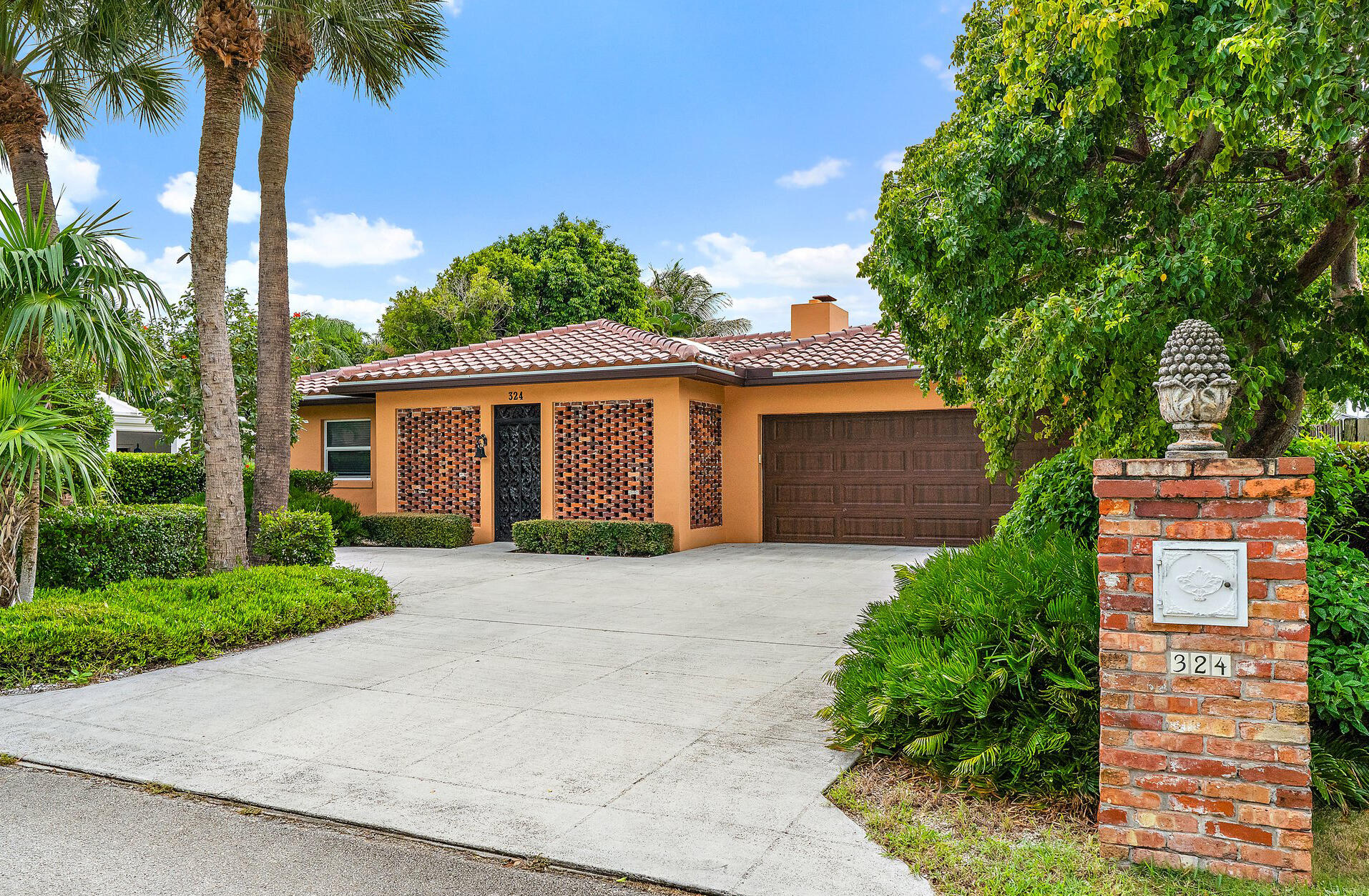 Listing  324 Sandal Lane, Palm Beach Shores, FL 33404, Palm Beach Shores, FL 33404