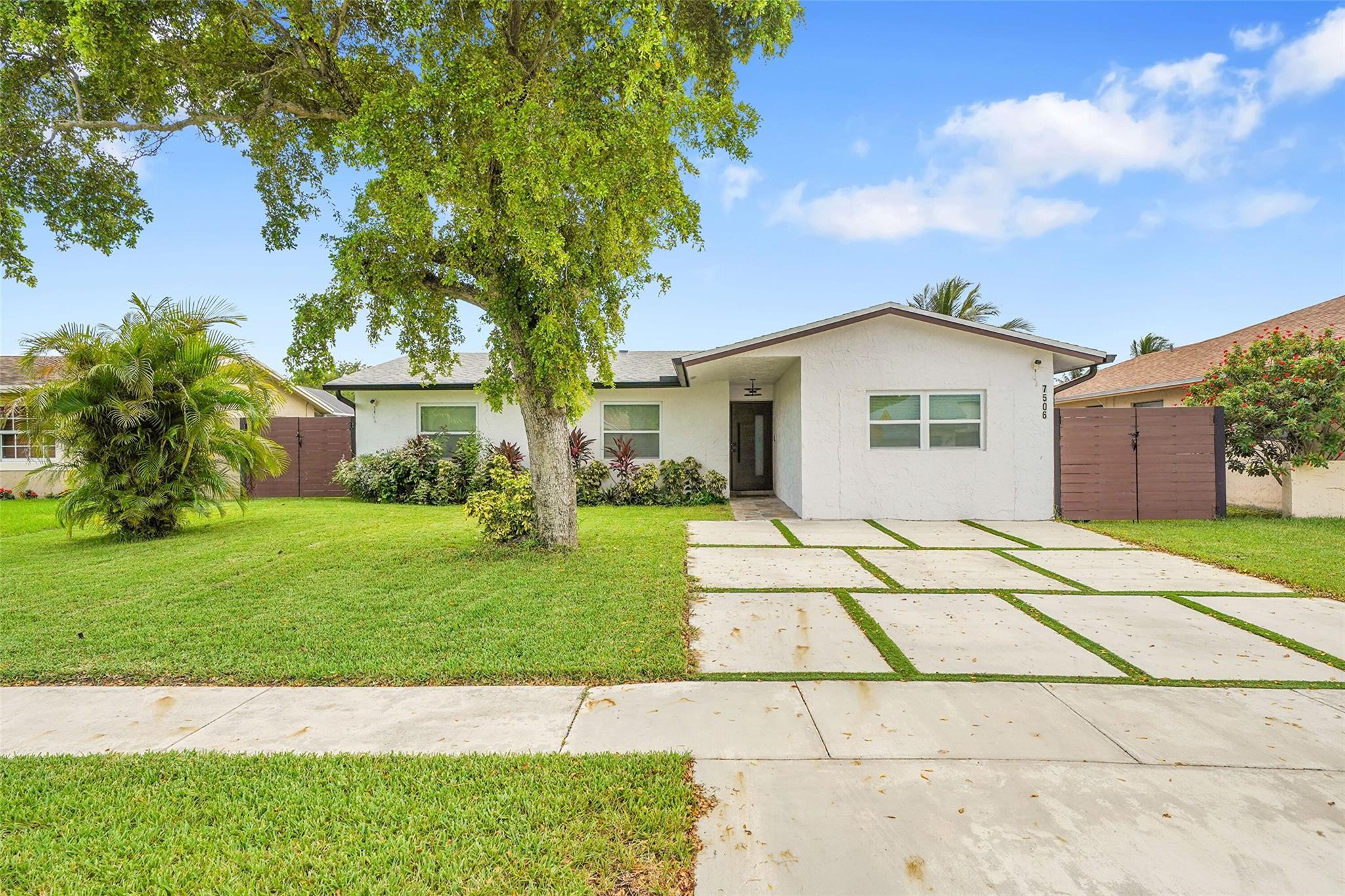Listing  7506 SW 7TH Court, North Lauderdale, FL 33068, North Lauderdale, FL 33068