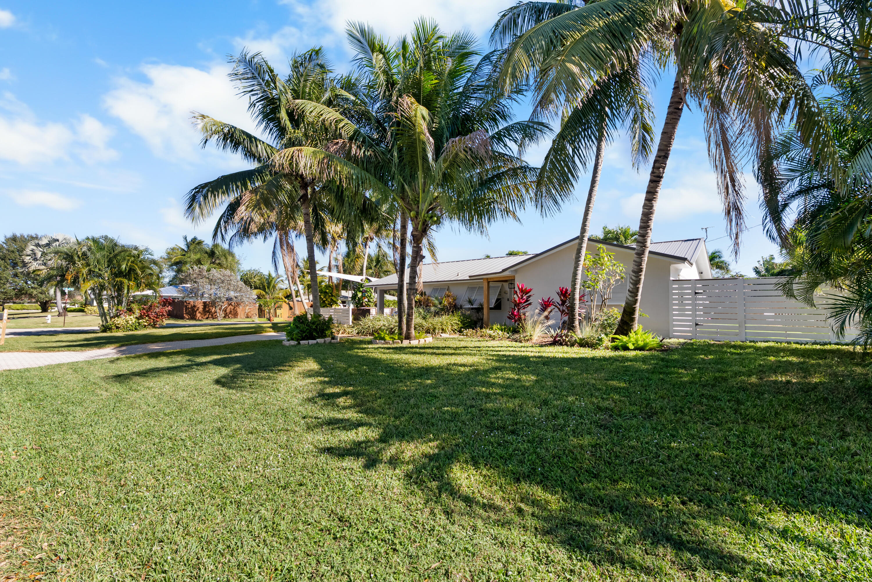 Listing  1605 TREEMONT Avenue, Jupiter, FL 33469, Jupiter, FL 33469