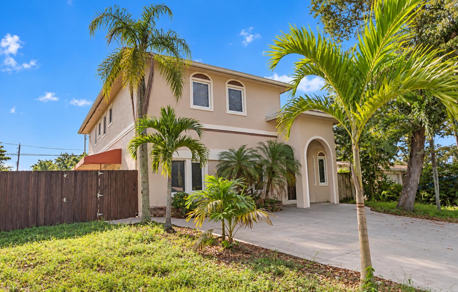 Listing  4500 SW 25TH Terrace, Dania Beach, FL 33312, Dania Beach, FL 33312